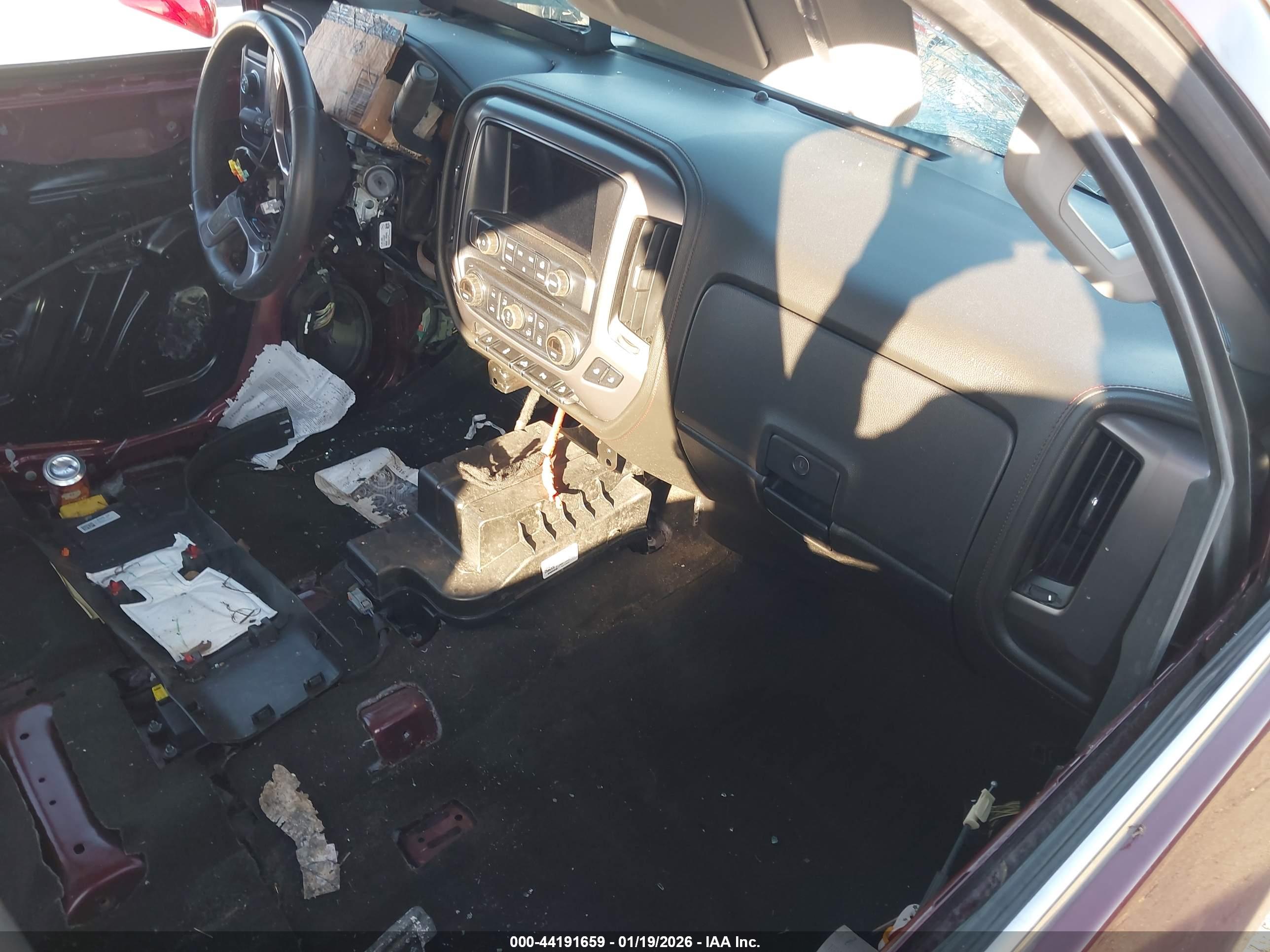 GMC SIERRA image 5