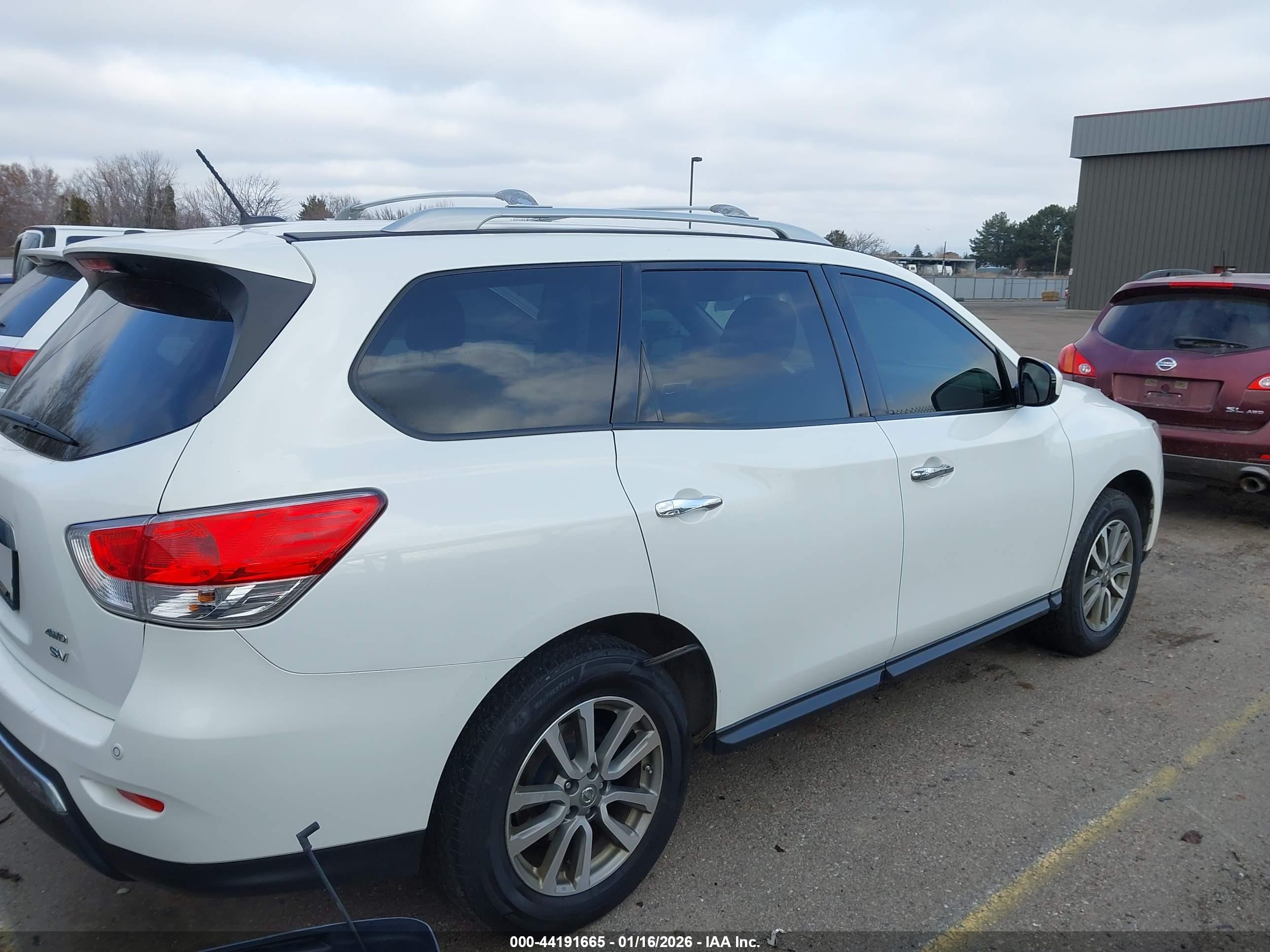 NISSAN PATHFINDER image 4