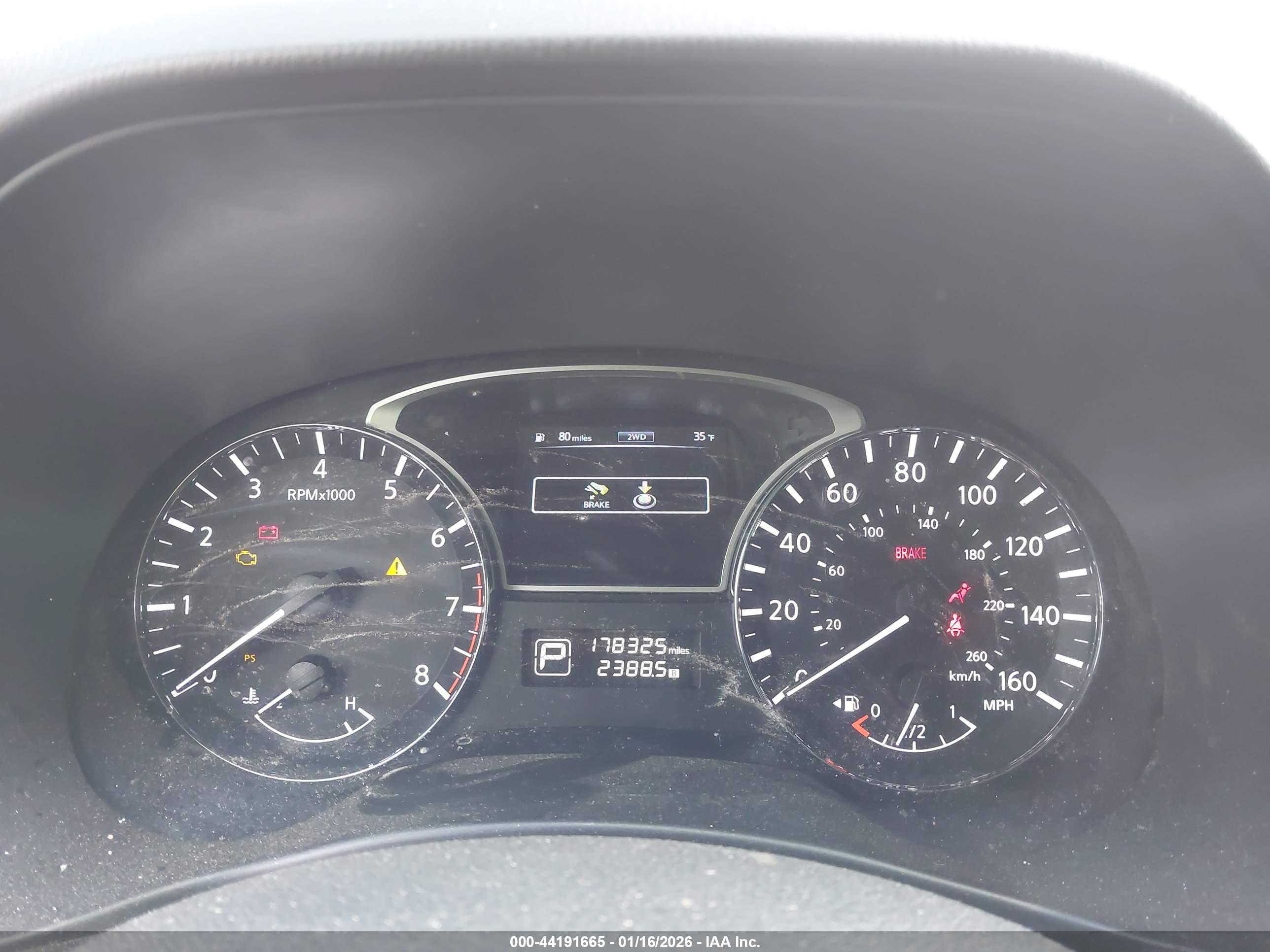 NISSAN PATHFINDER image 7