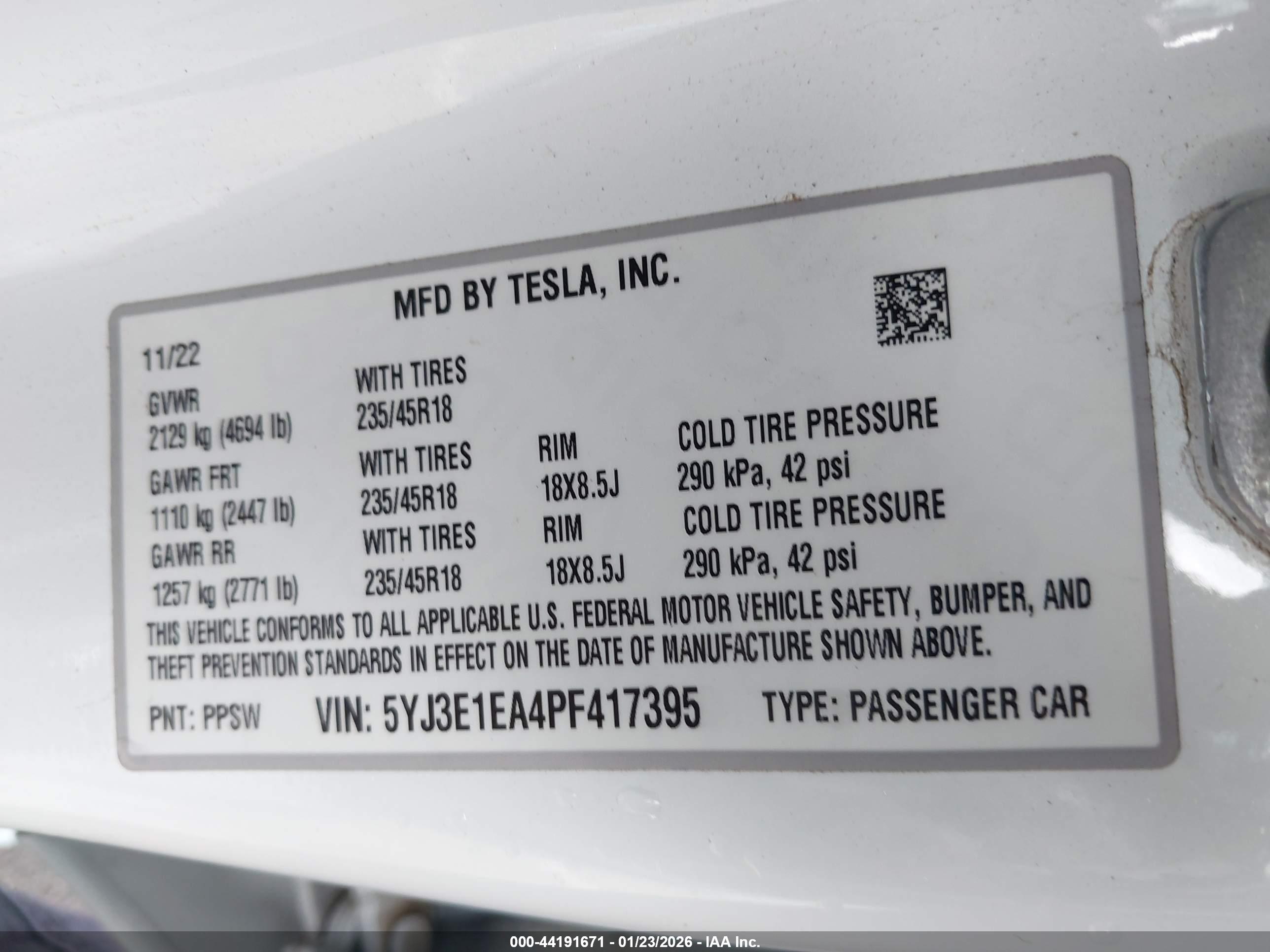 TESLA MODEL image 9