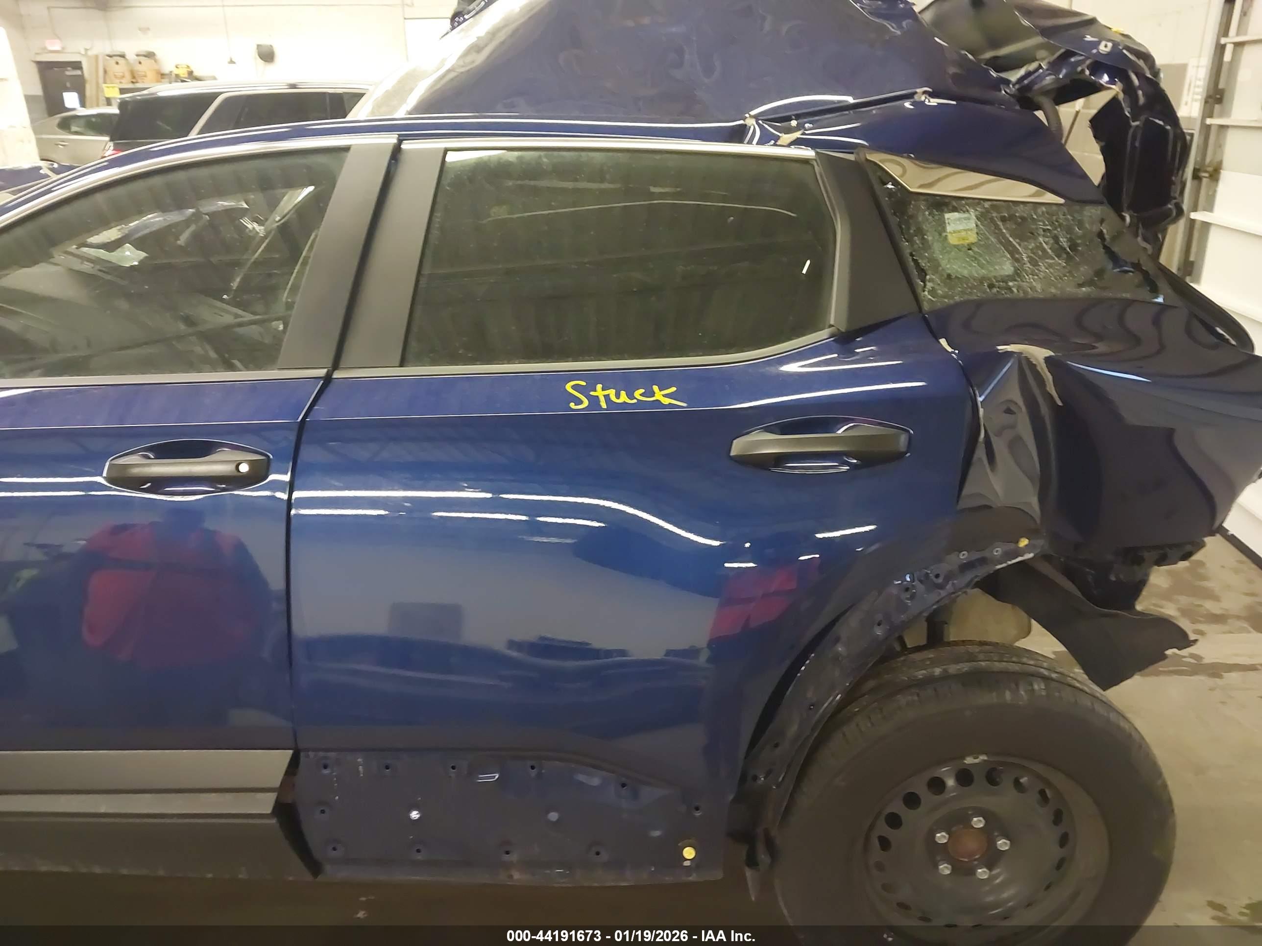 NISSAN KICKS image 8