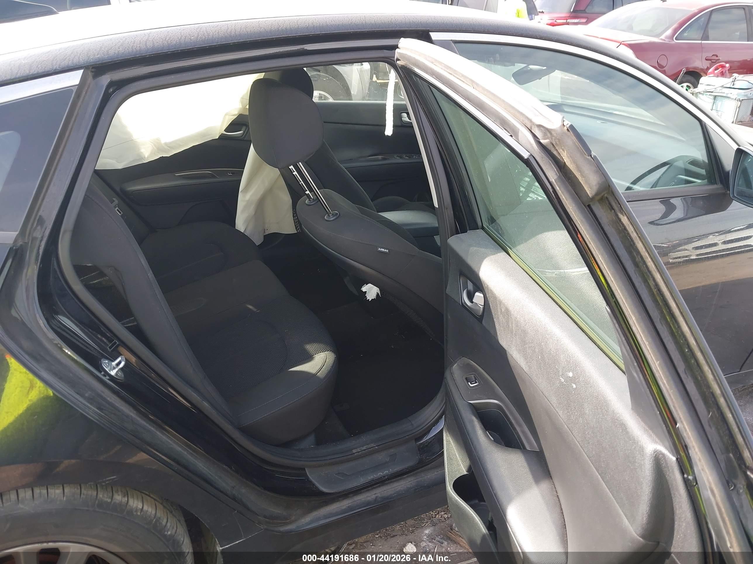 KIA OPTIMA image 8