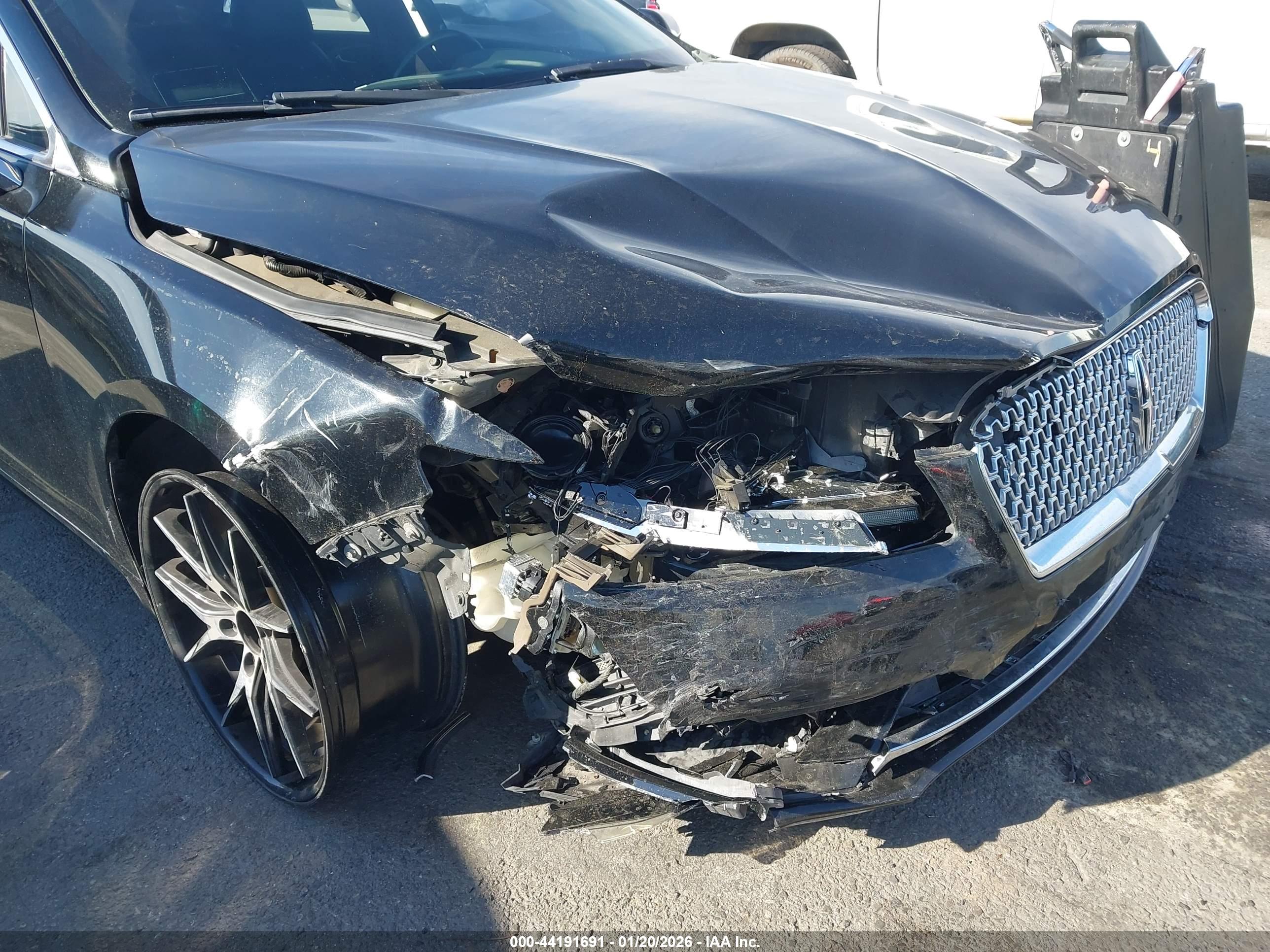 LINCOLN MKZ image 6