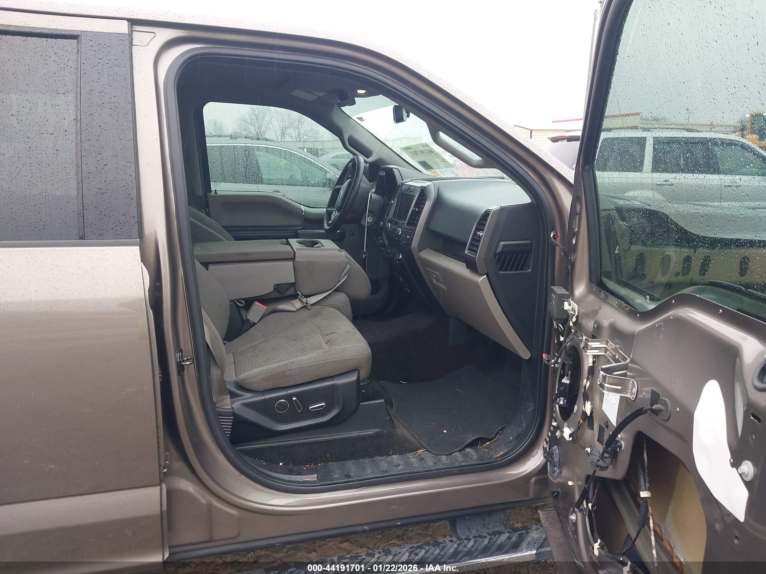 FORD F-150 image 5