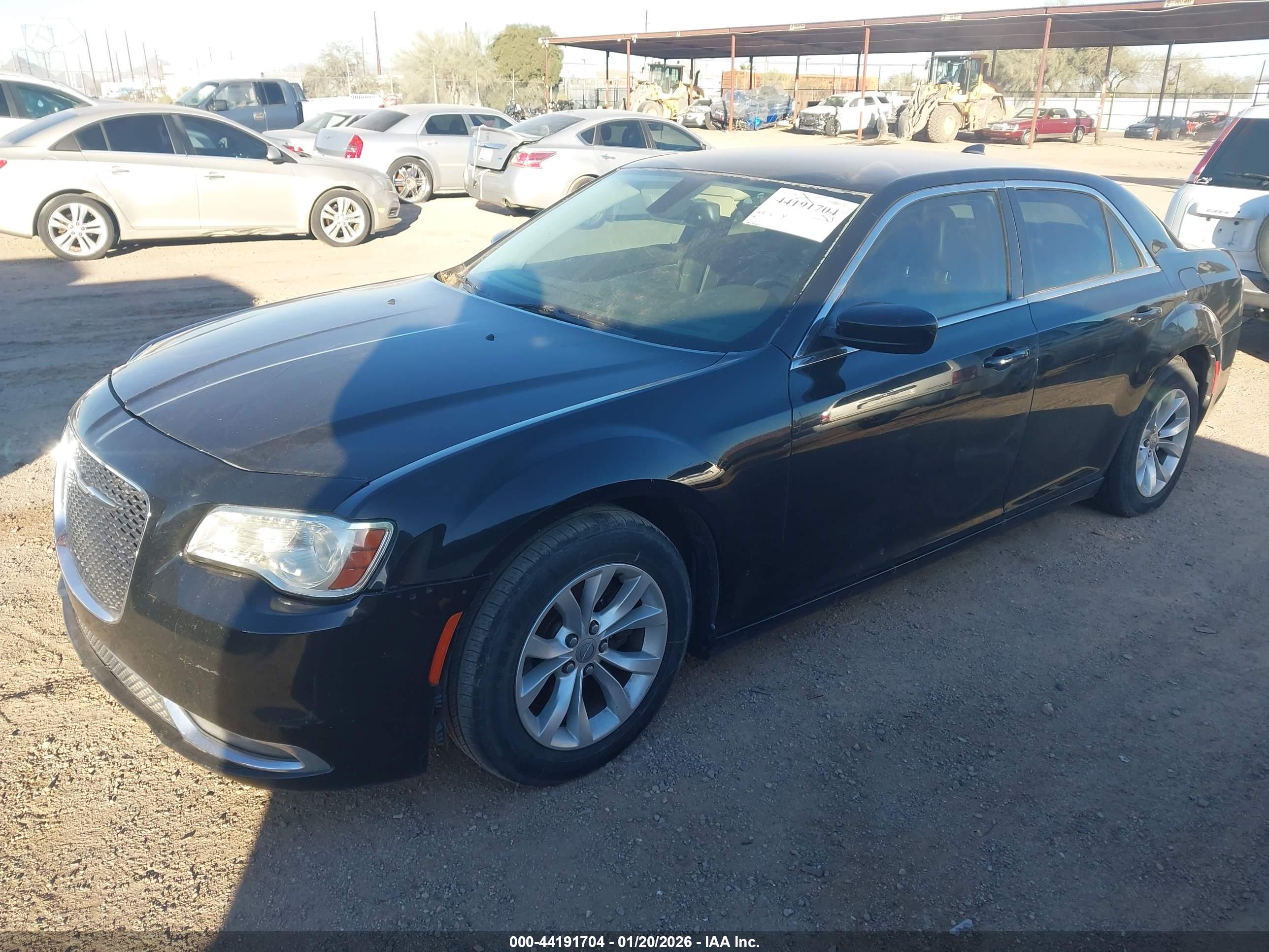 CHRYSLER 300 image 2
