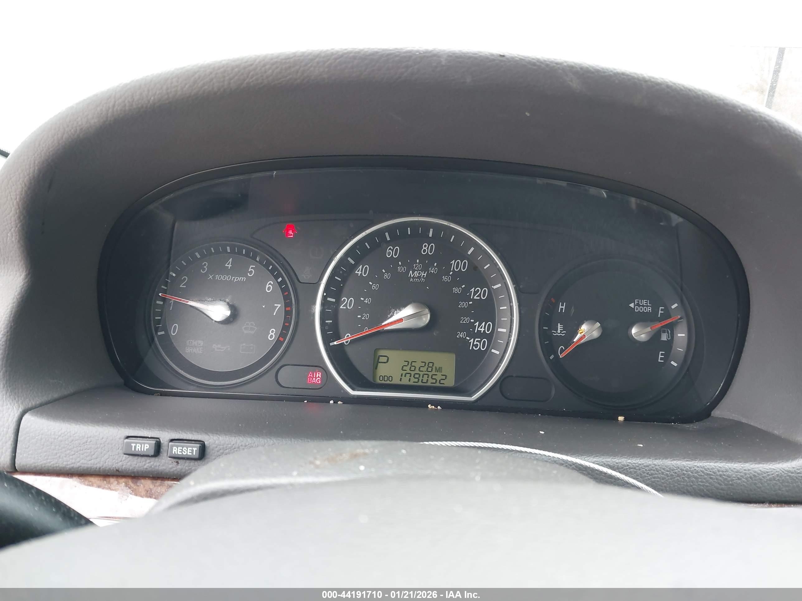 HYUNDAI SONATA image 7