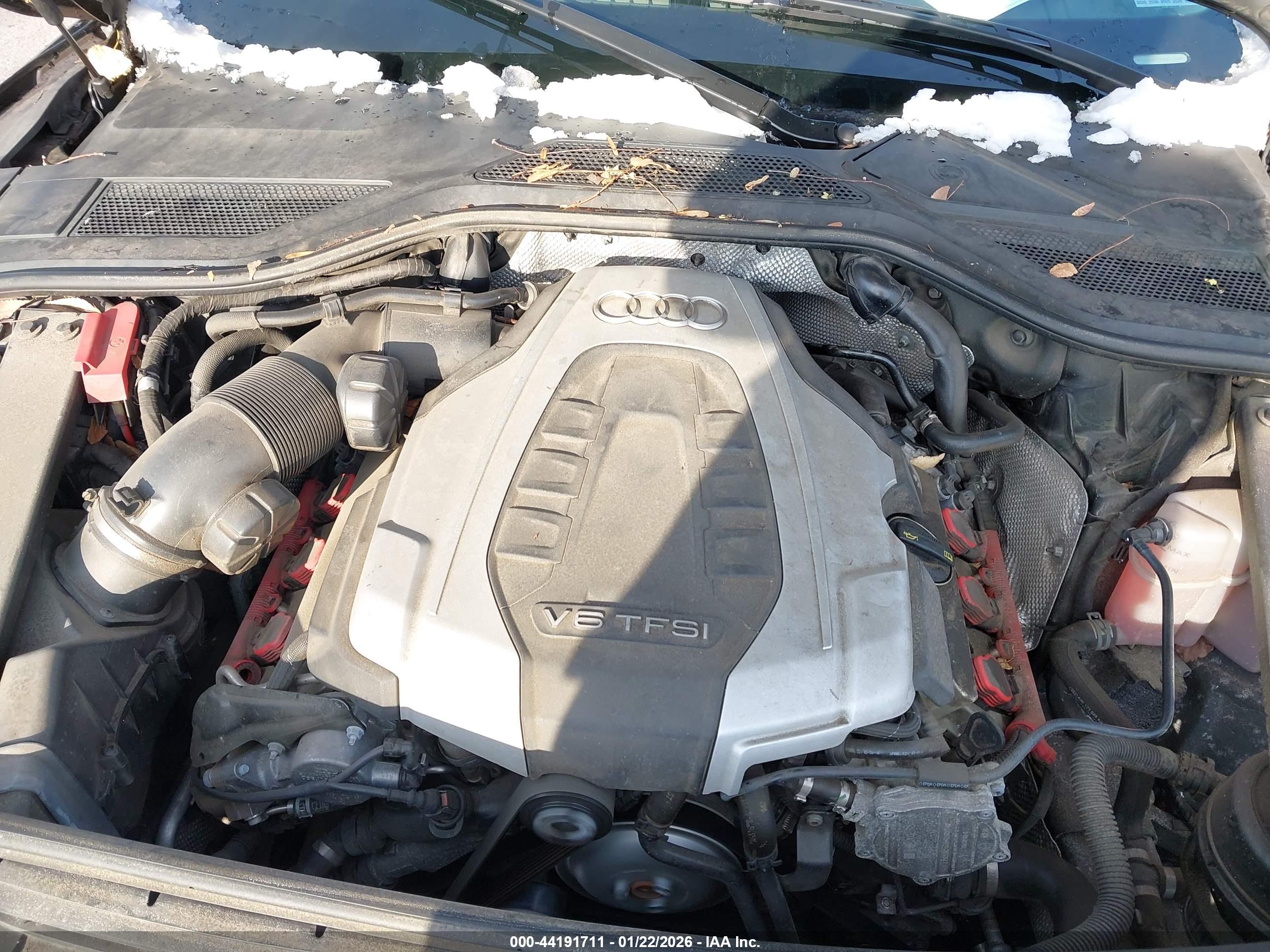 AUDI A8 image 10