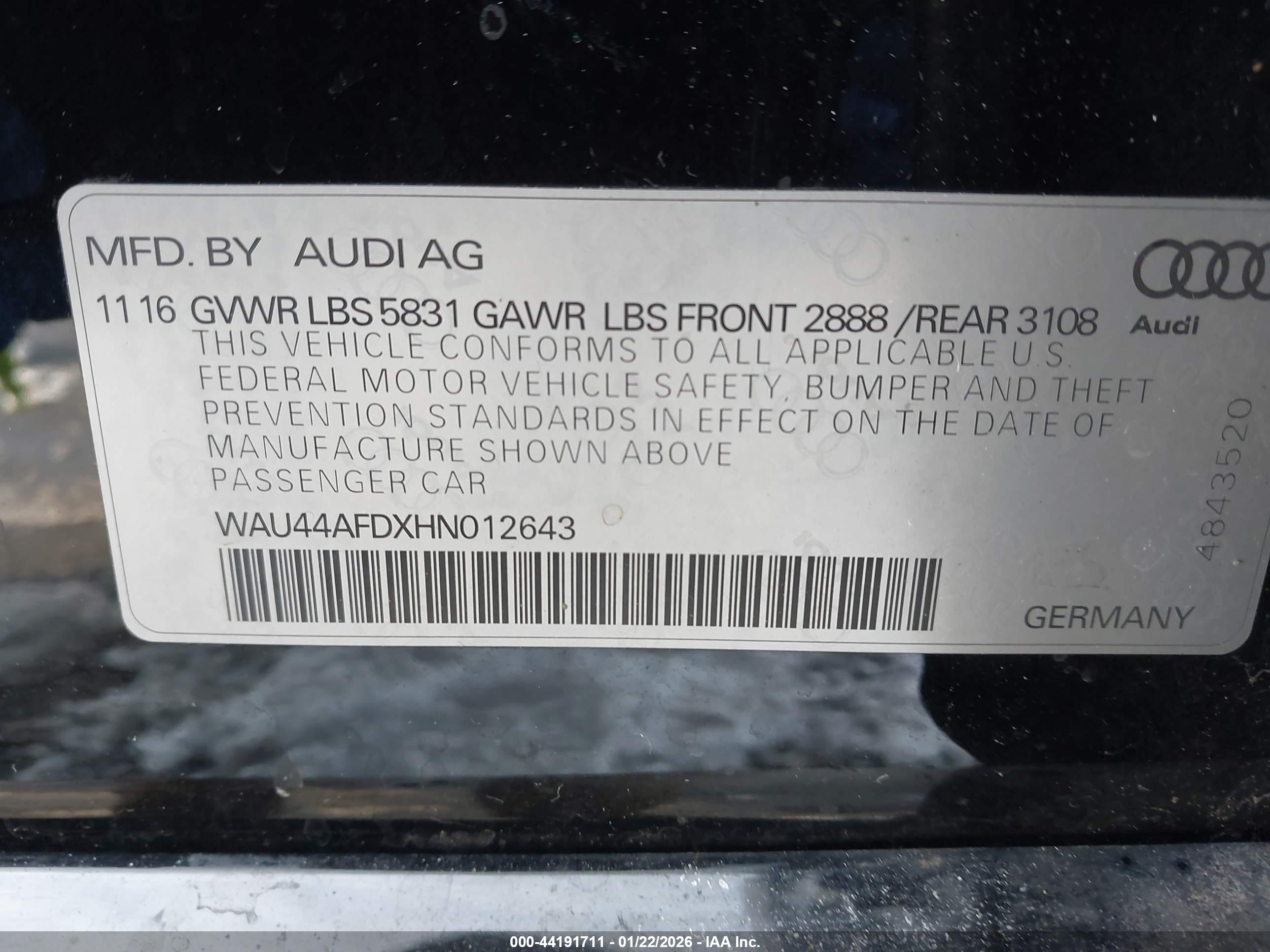 AUDI A8 image 9