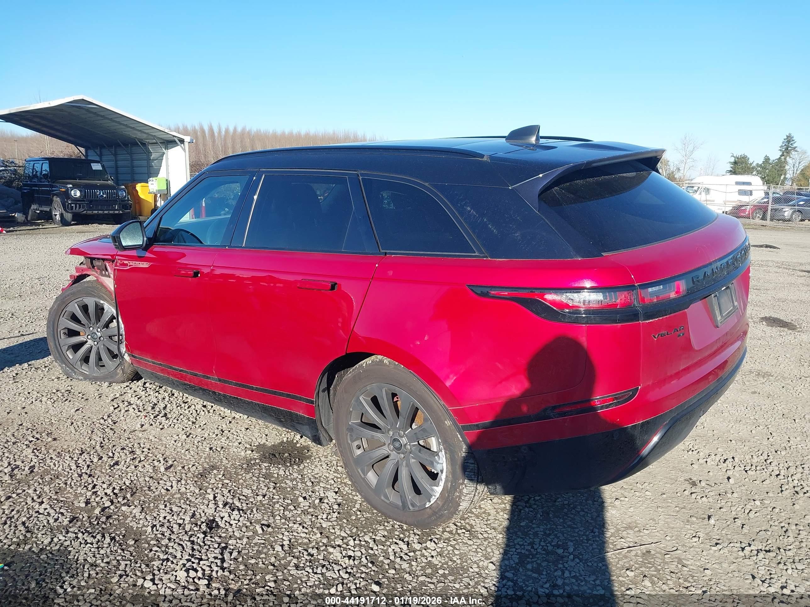 LAND ROVER image 3
