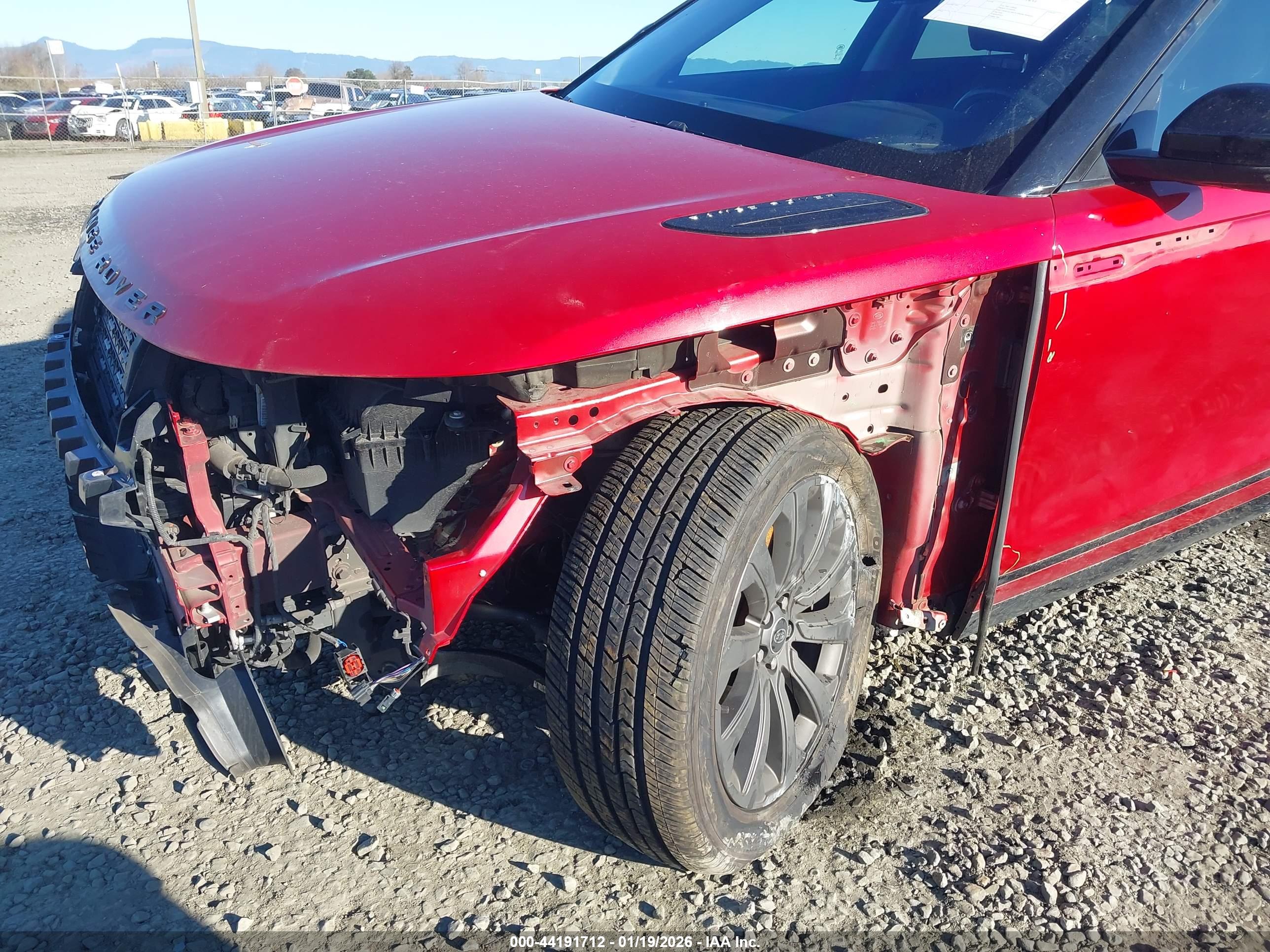 LAND ROVER image 6