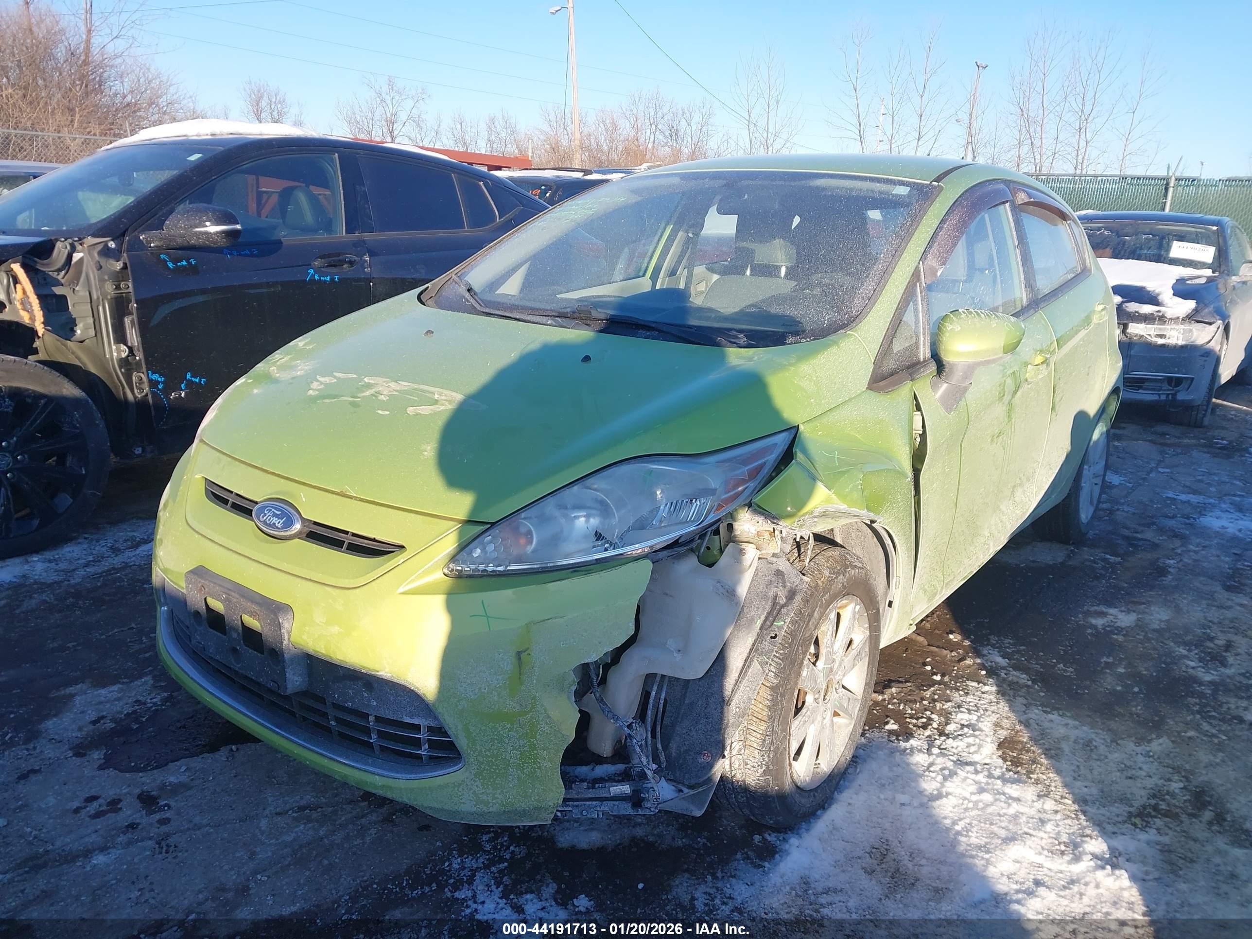 FORD FIESTA image 2