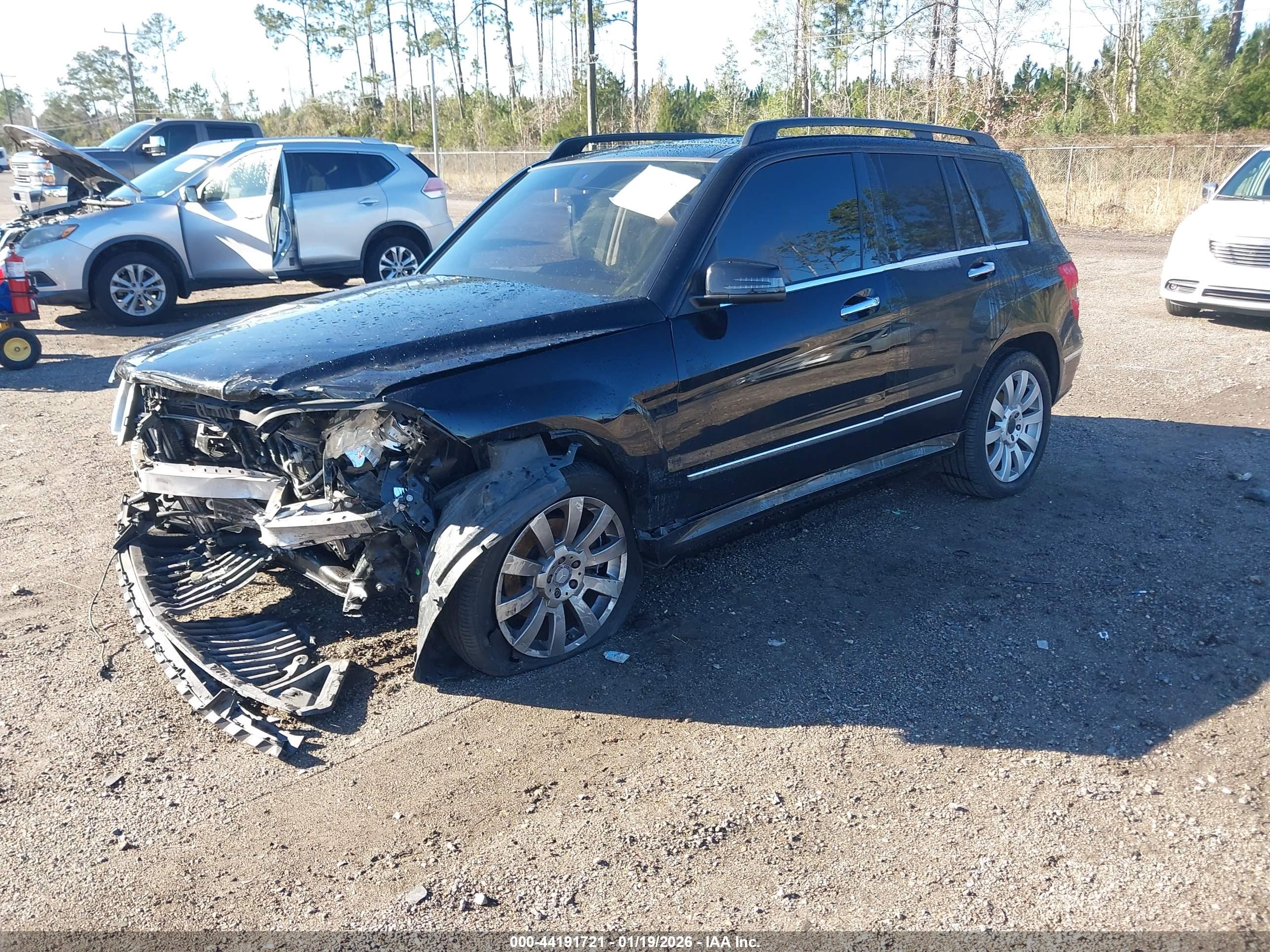 MERCEDES-BENZ GLK image 2