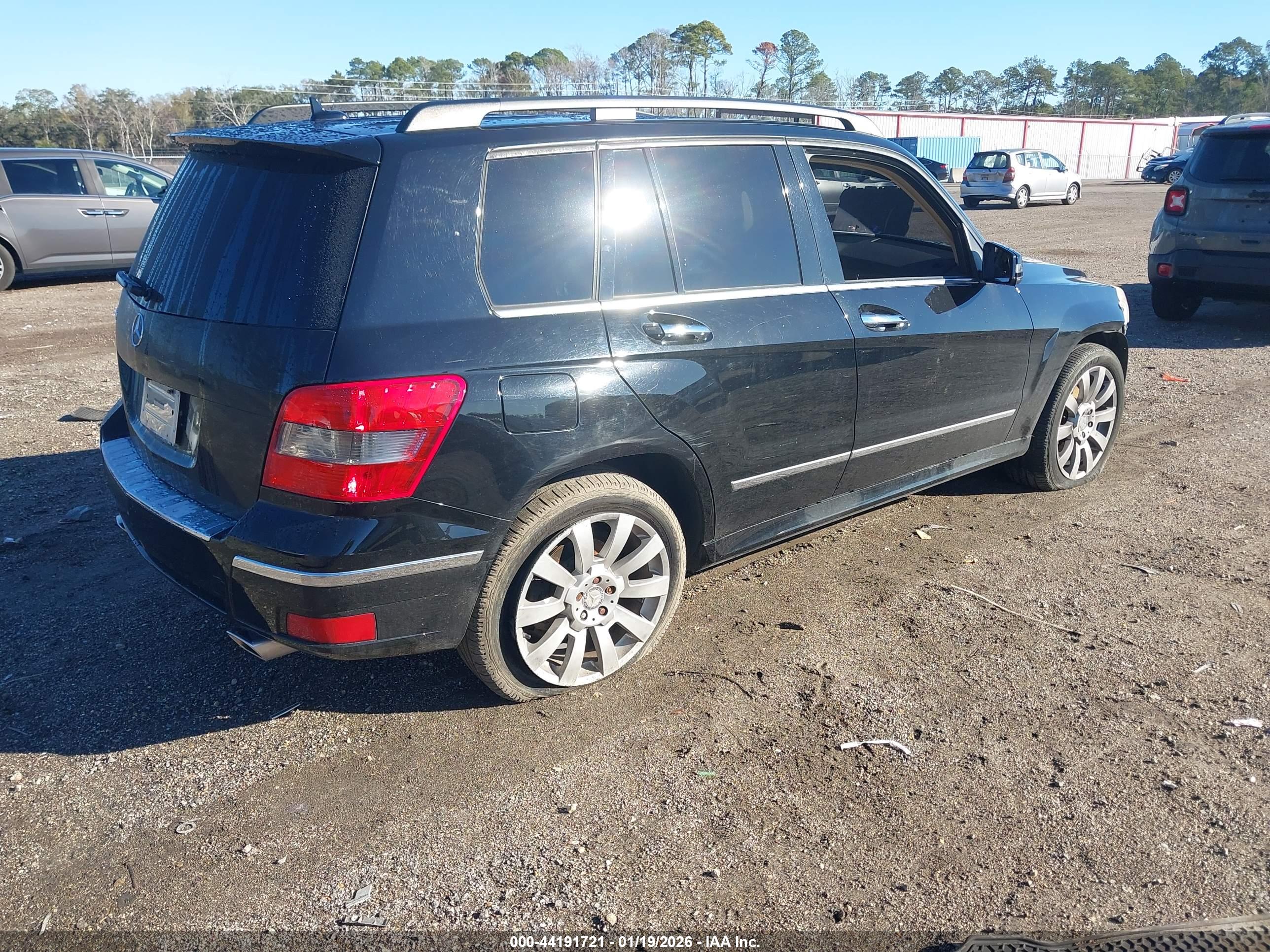 MERCEDES-BENZ GLK image 4