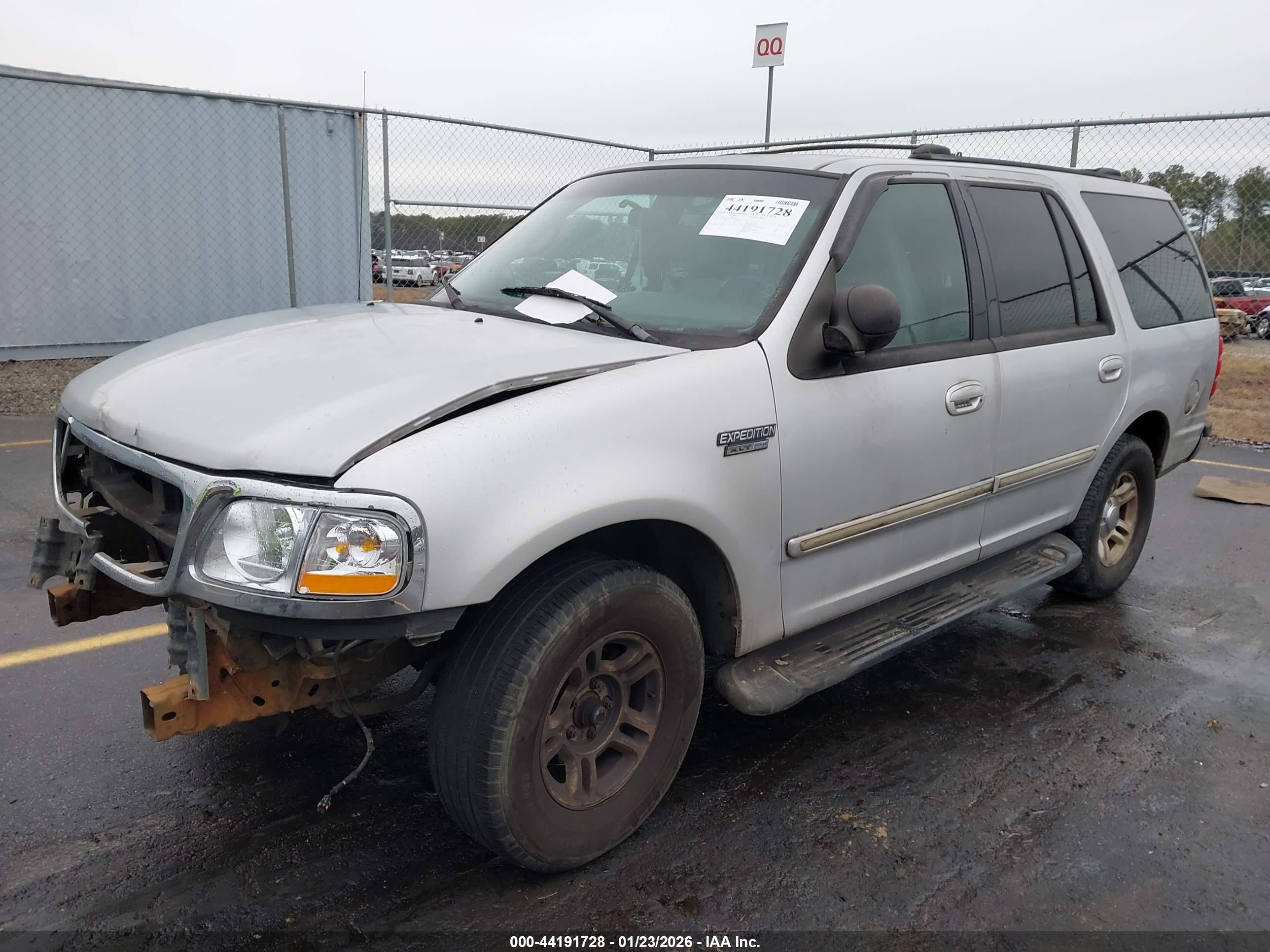 FORD EXPEDITION image 2