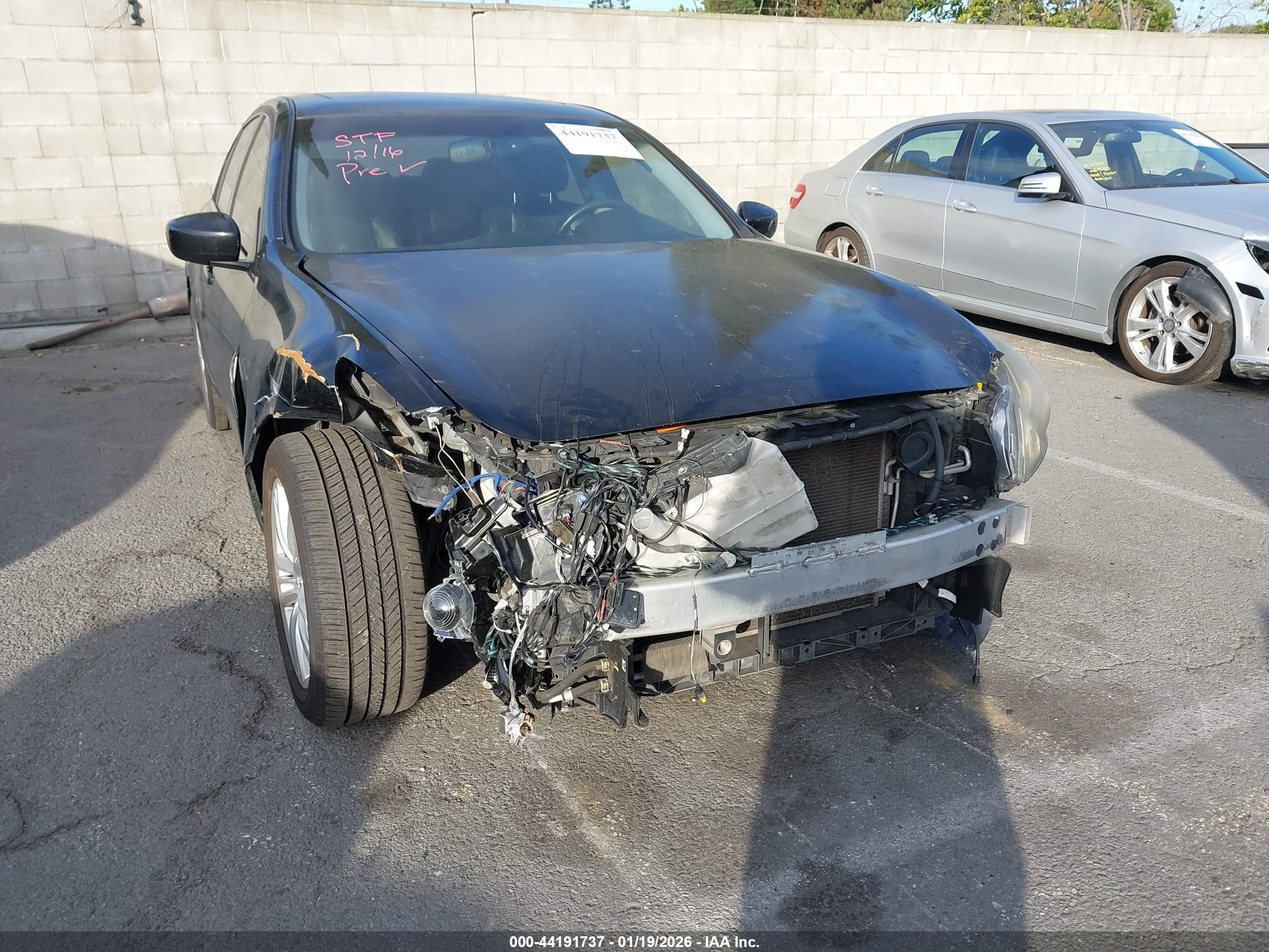 INFINITI G37 image 6