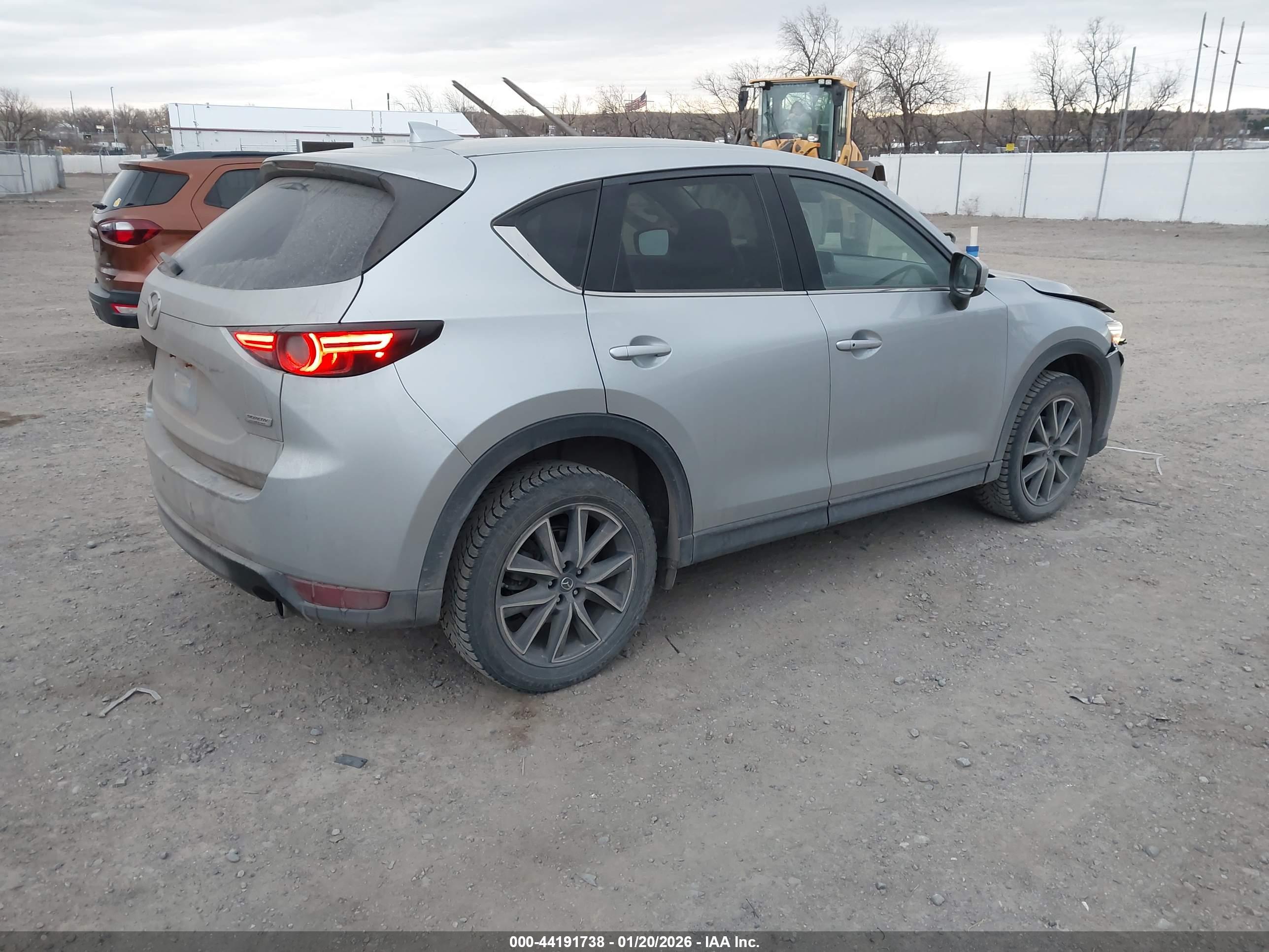 MAZDA CX-5 image 4