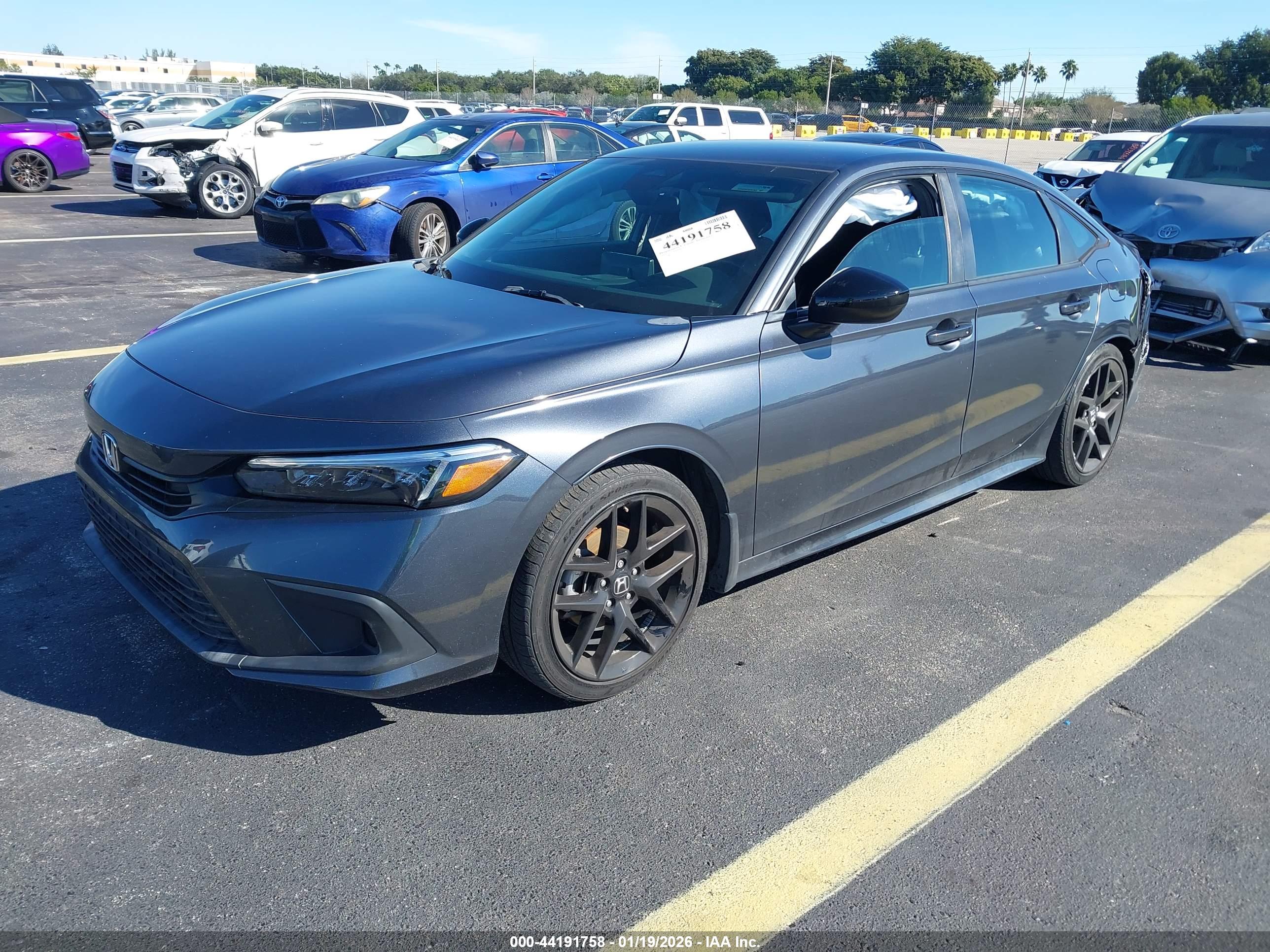 HONDA CIVIC image 2