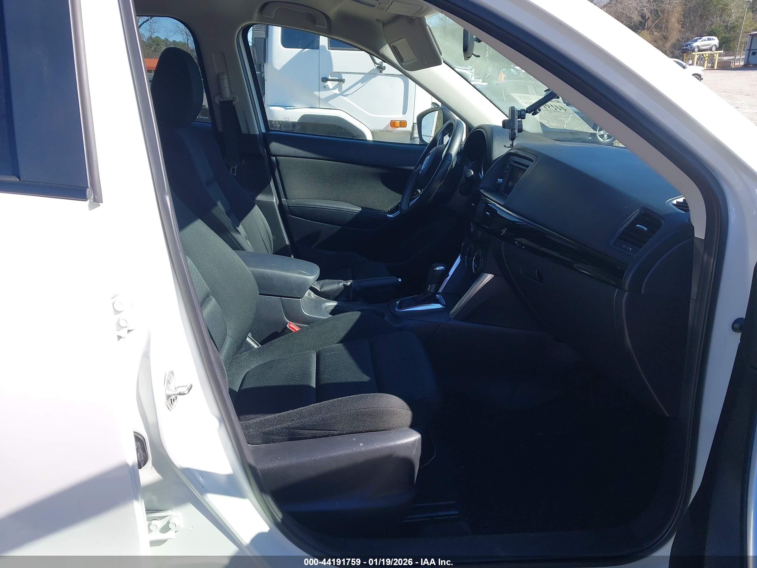 MAZDA CX-5 image 5