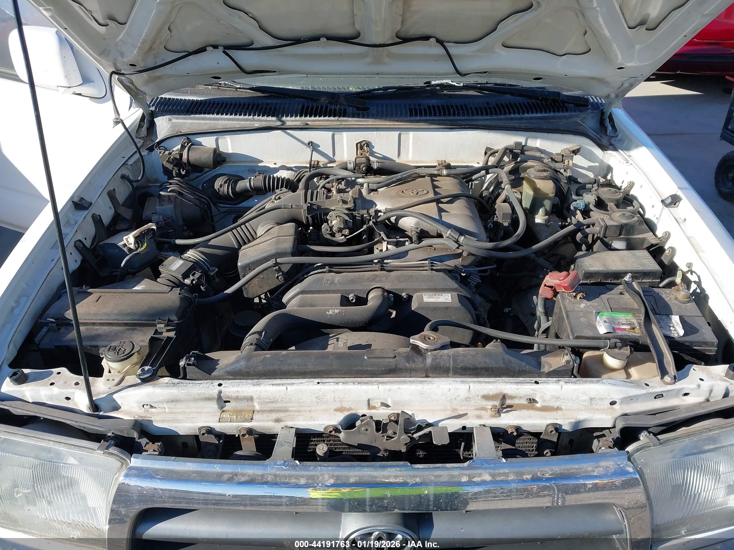 TOYOTA 4RUNNER image 10