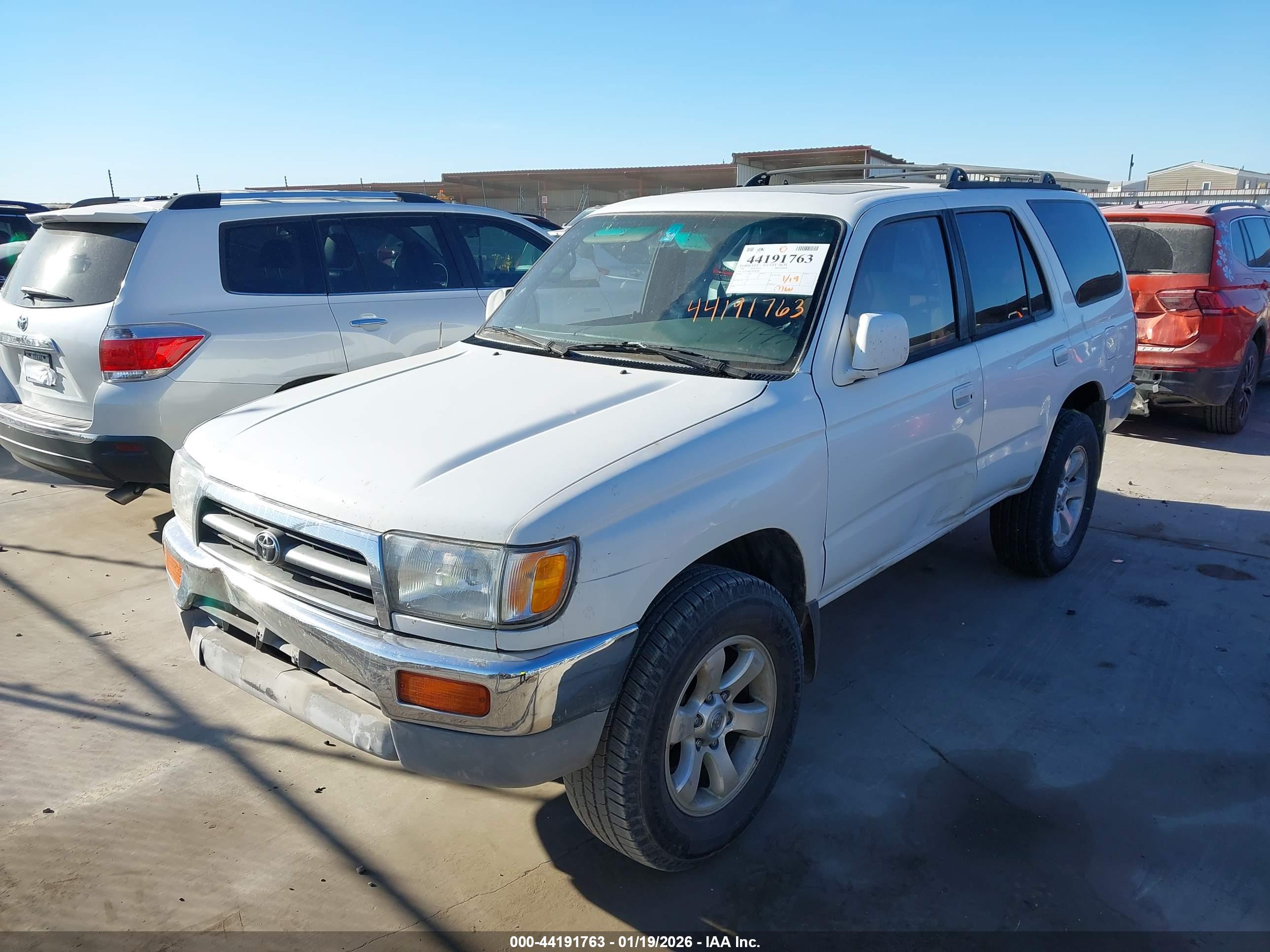 TOYOTA 4RUNNER image 2