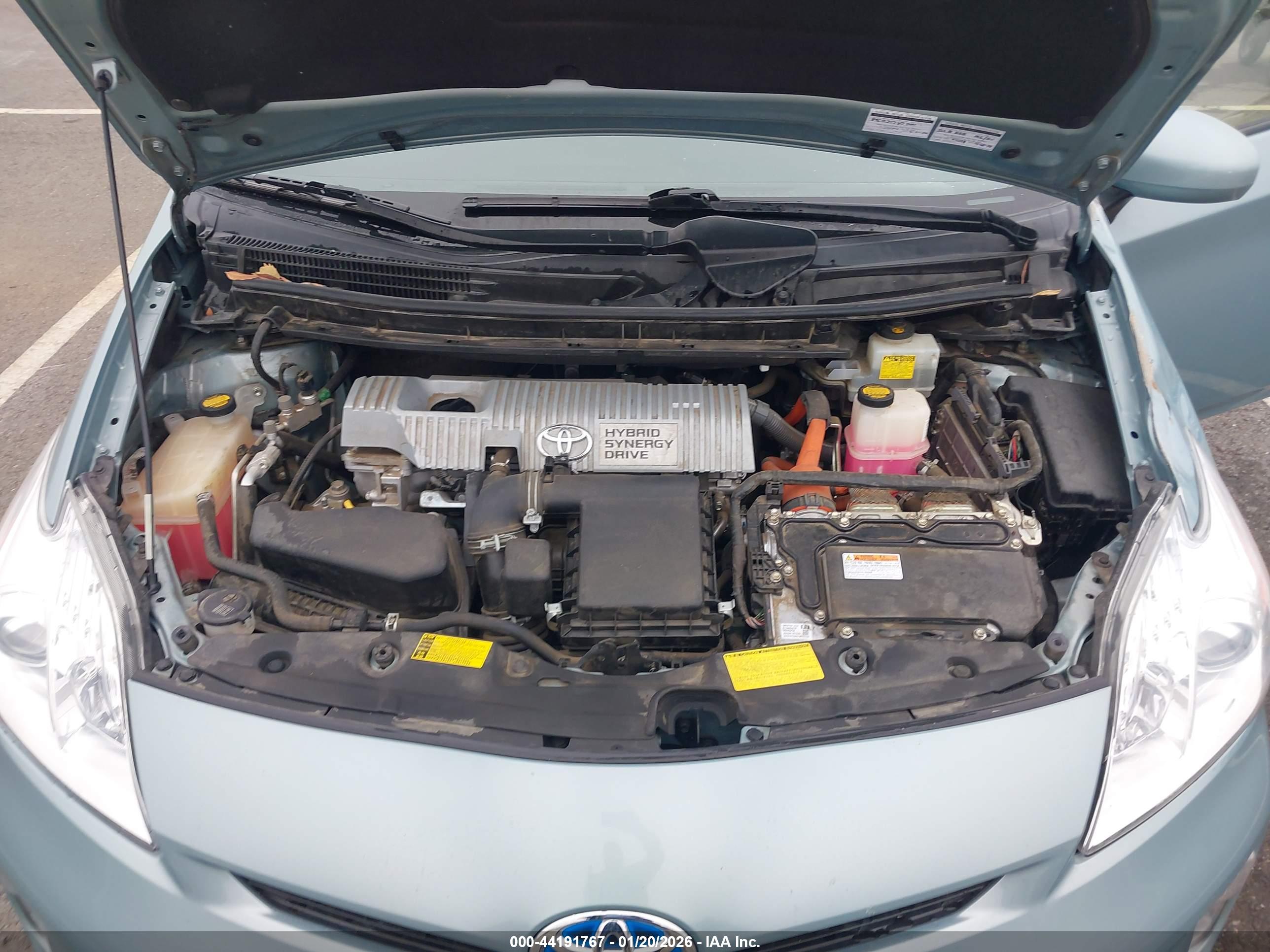 TOYOTA PRIUS image 10