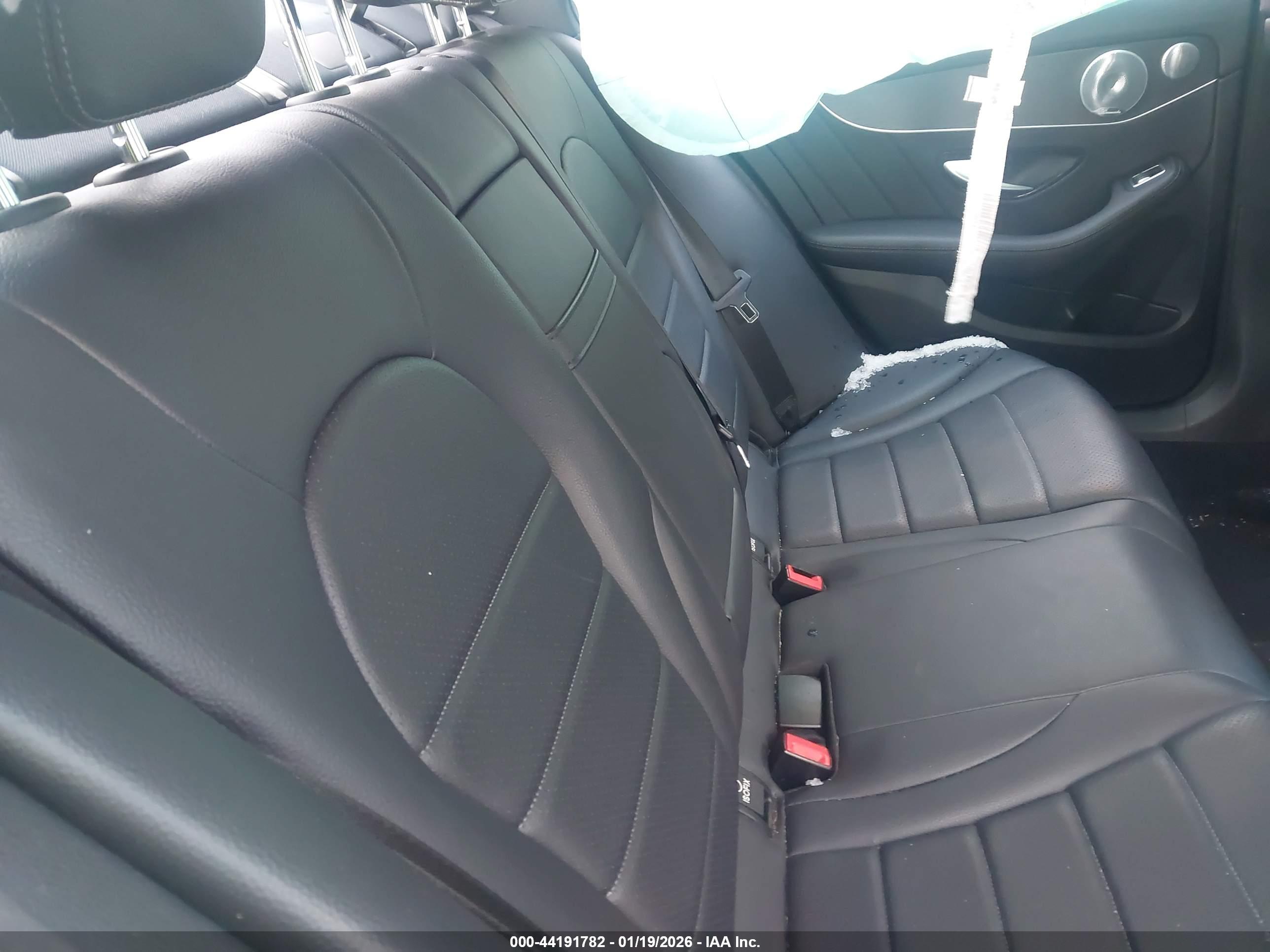 MERCEDES-BENZ C image 8