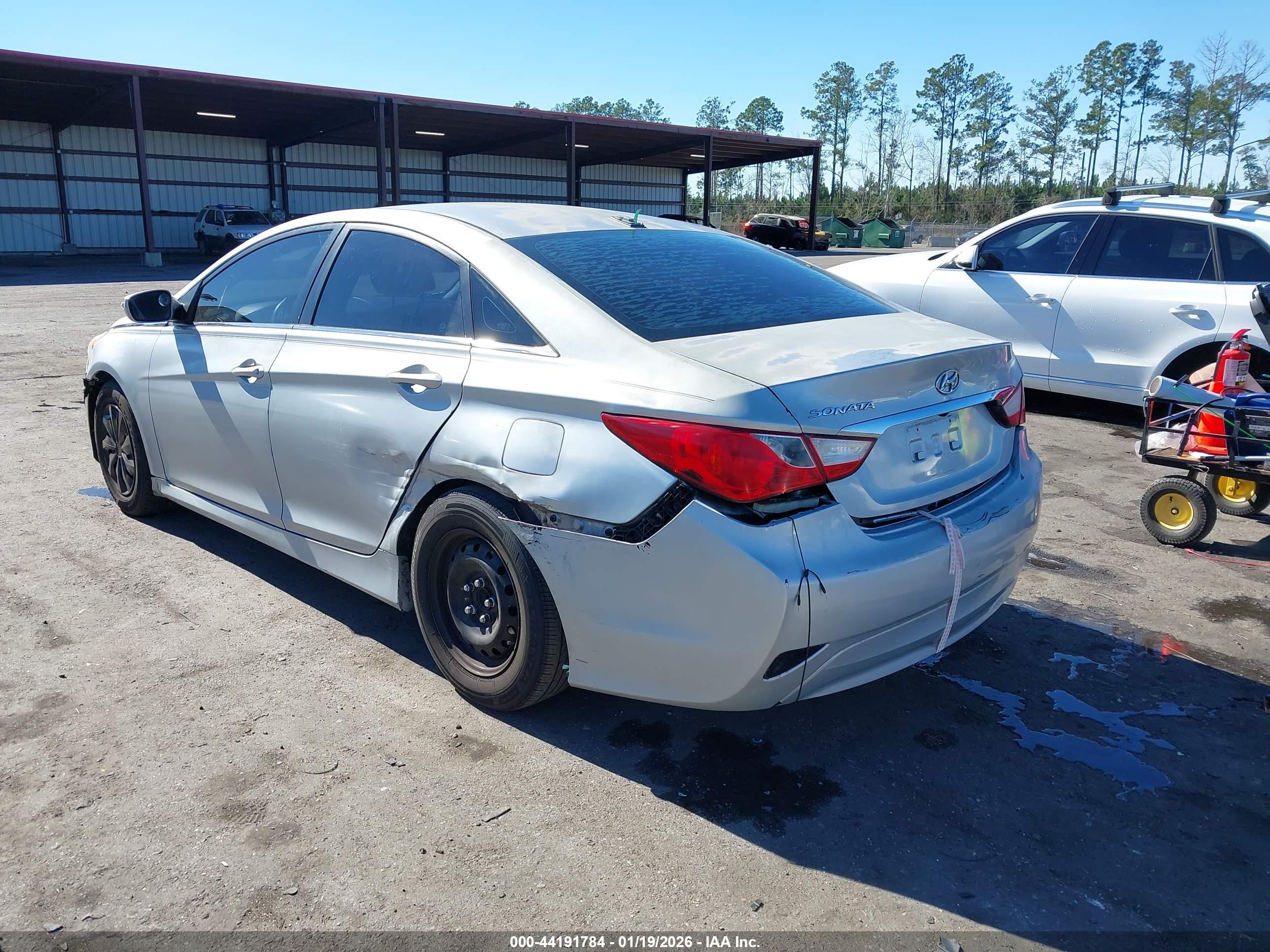 HYUNDAI SONATA image 3