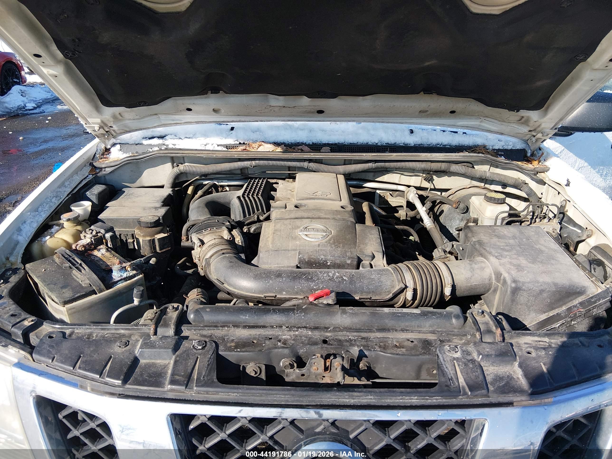 NISSAN FRONTIER image 10