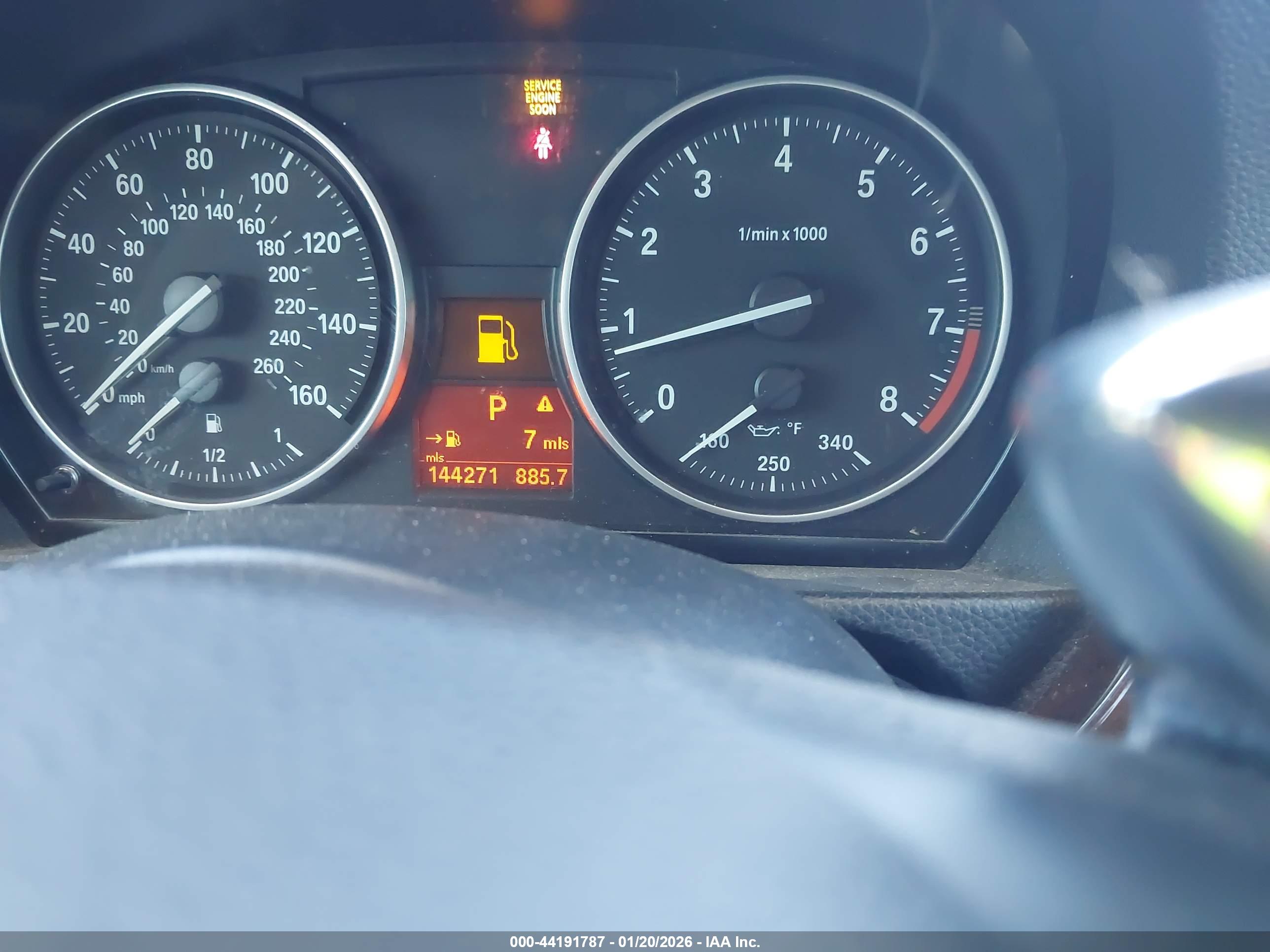 BMW 335I image 7