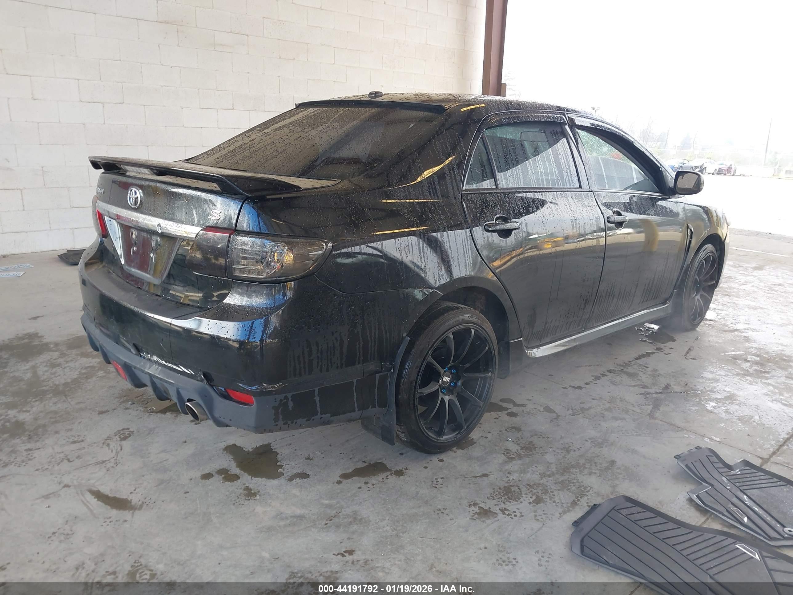 TOYOTA COROLLA image 4