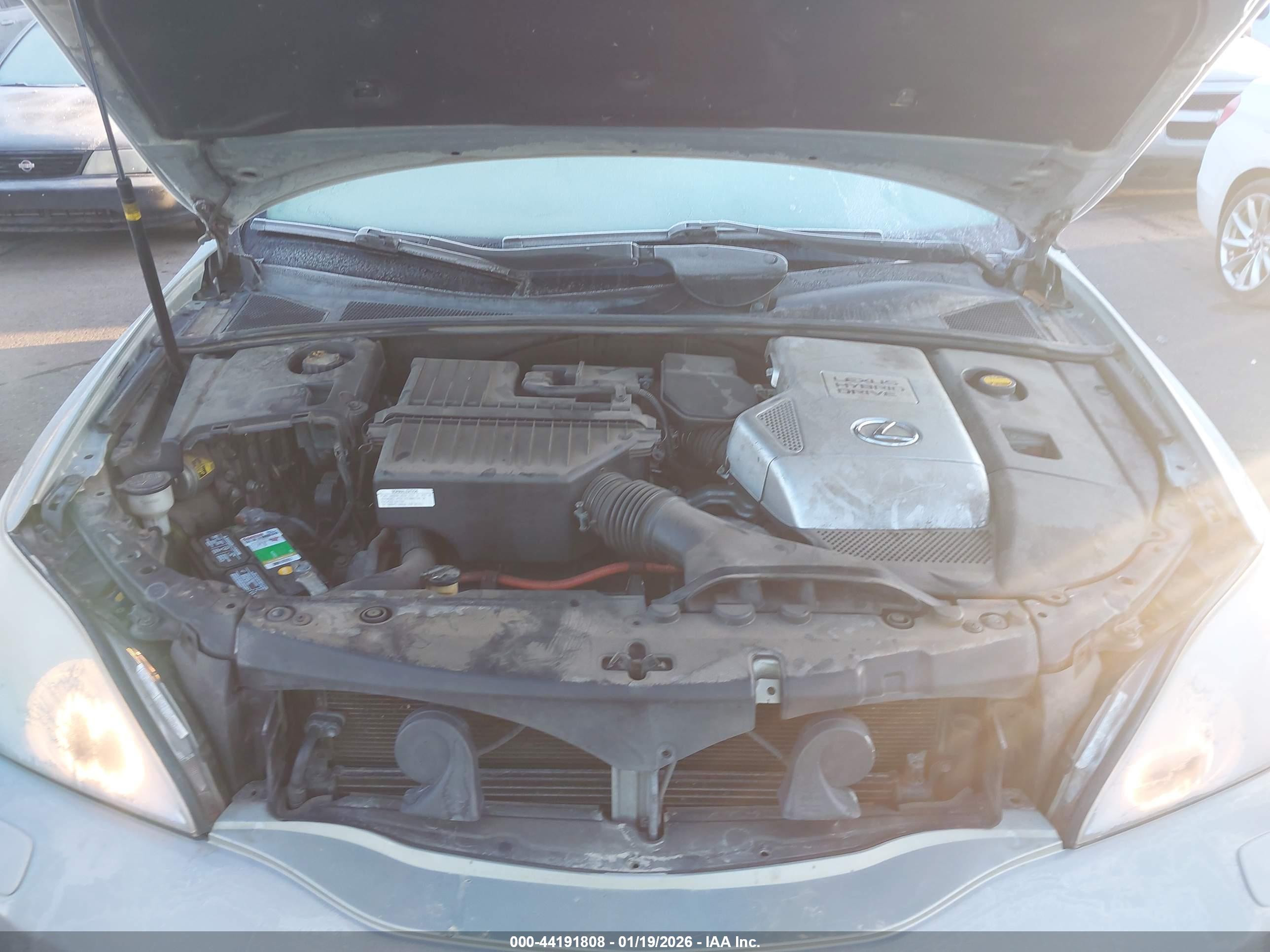 LEXUS RX image 10