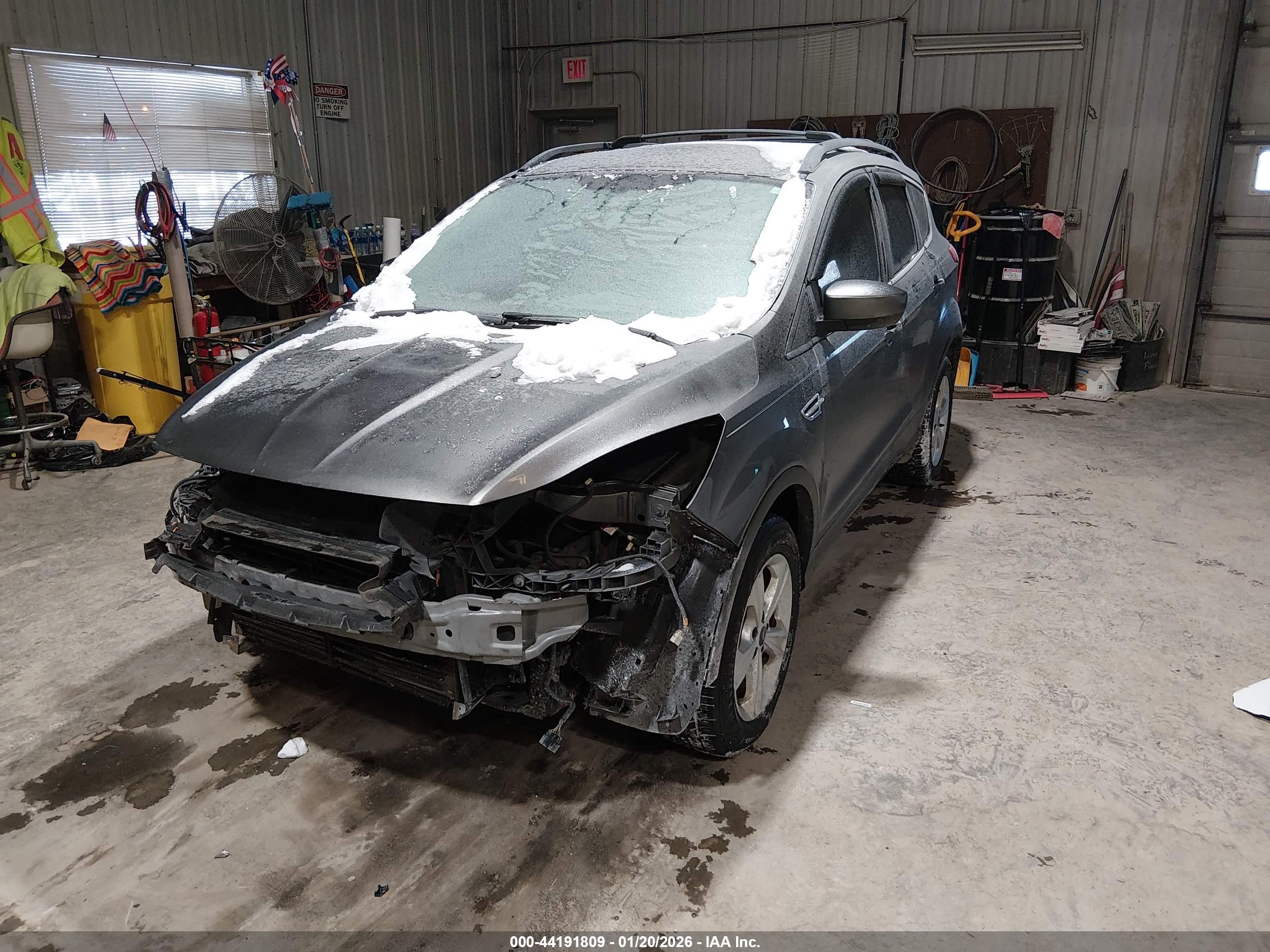 FORD ESCAPE image 2