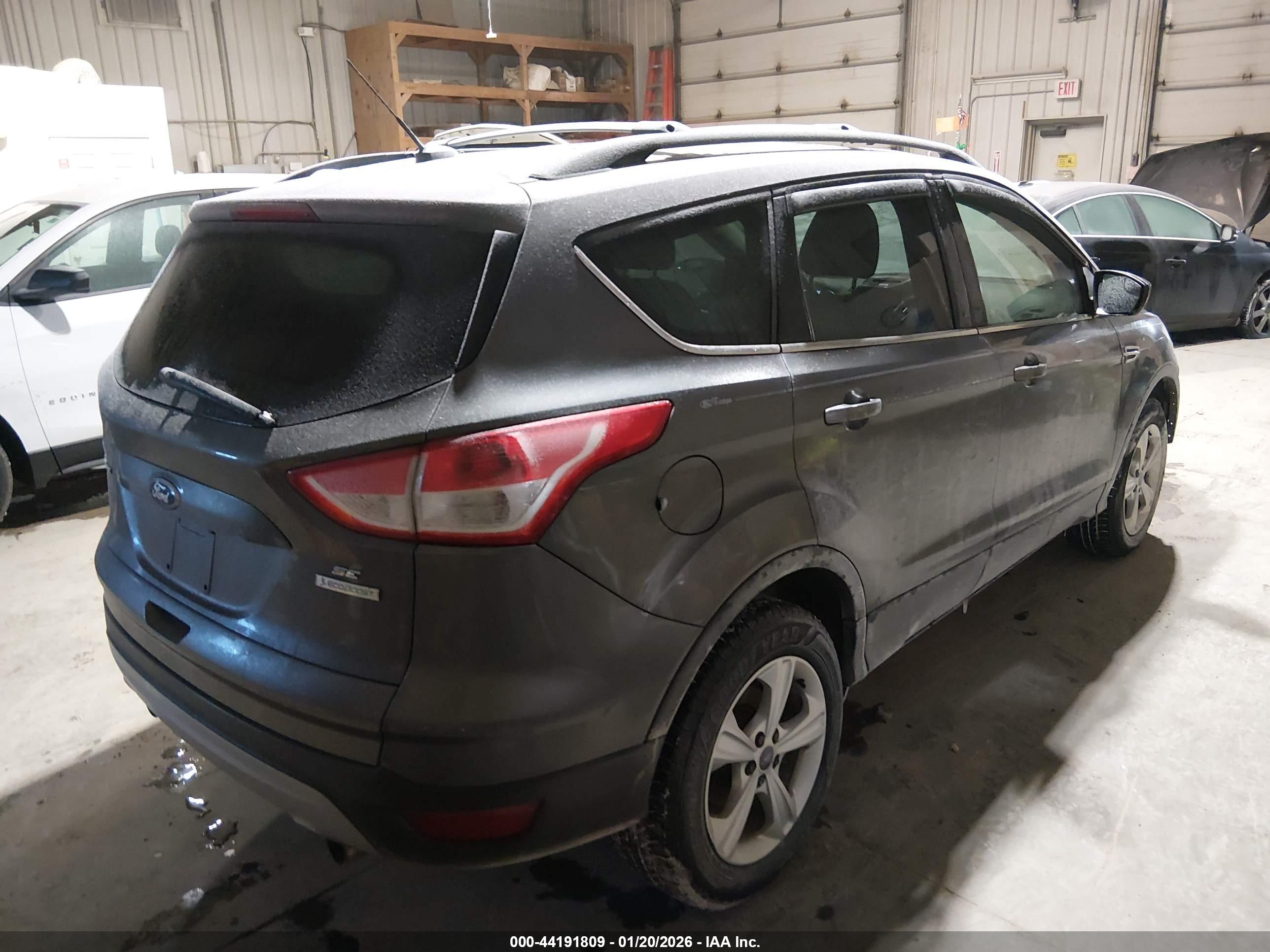 FORD ESCAPE image 4