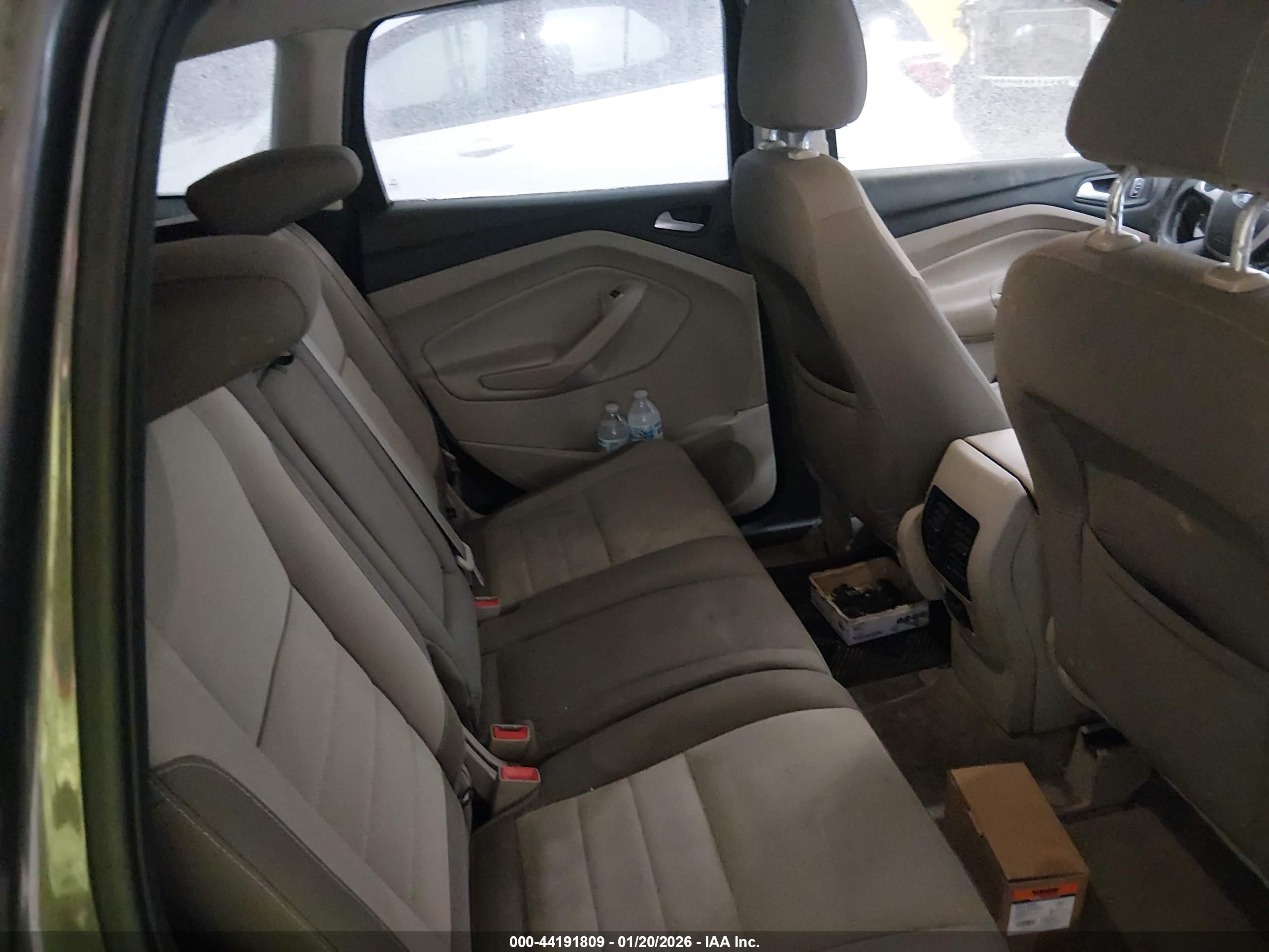 FORD ESCAPE image 8