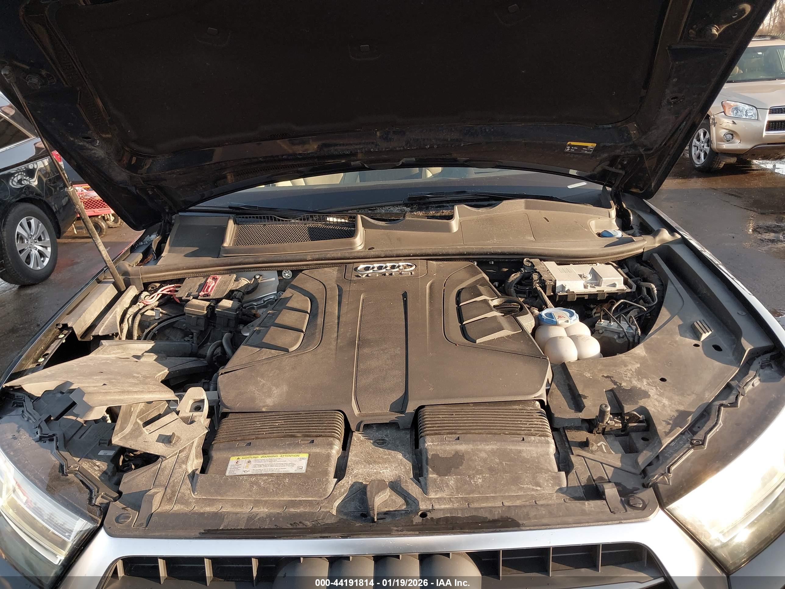 AUDI Q7 image 10