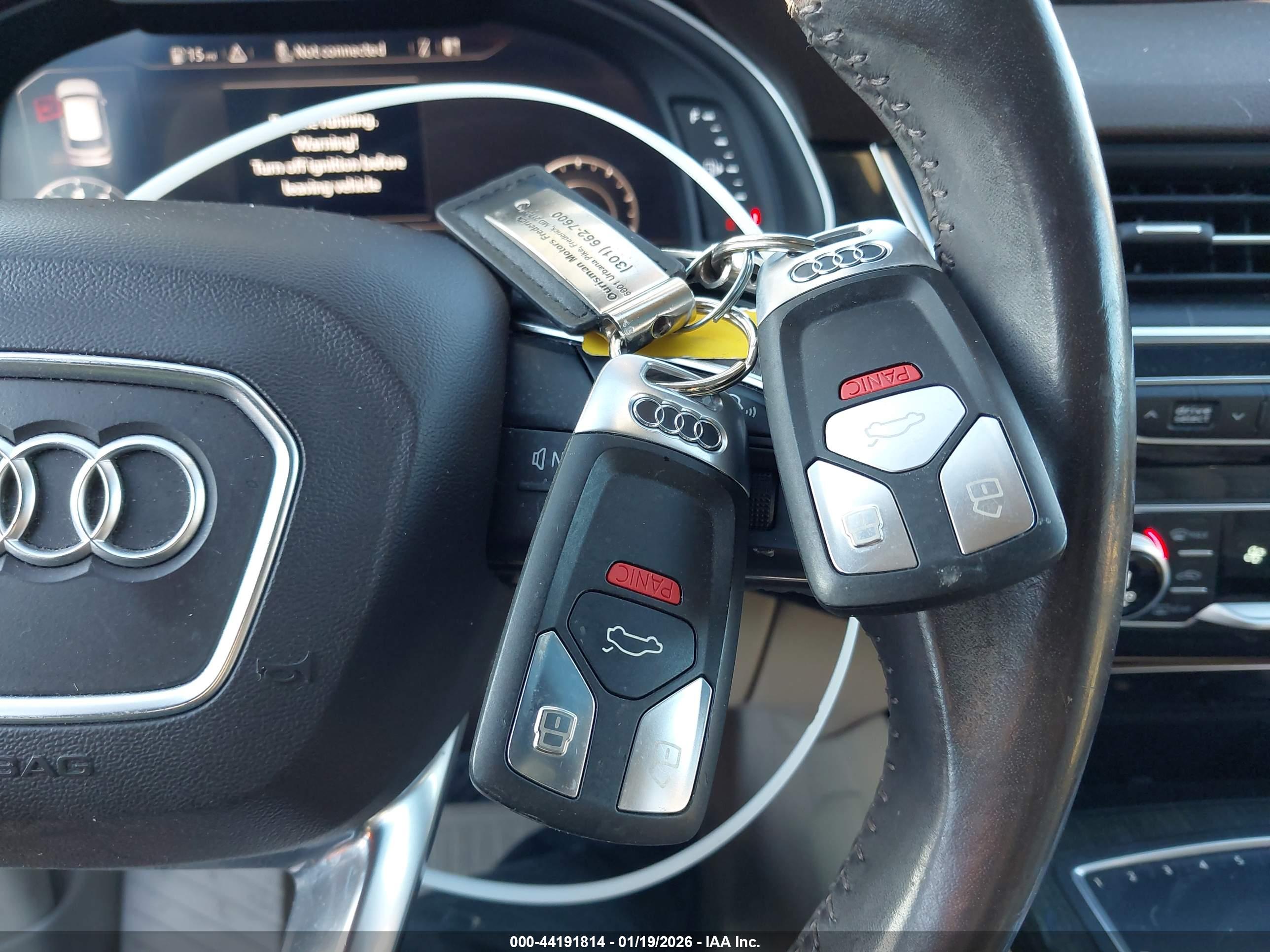 AUDI Q7 image 11