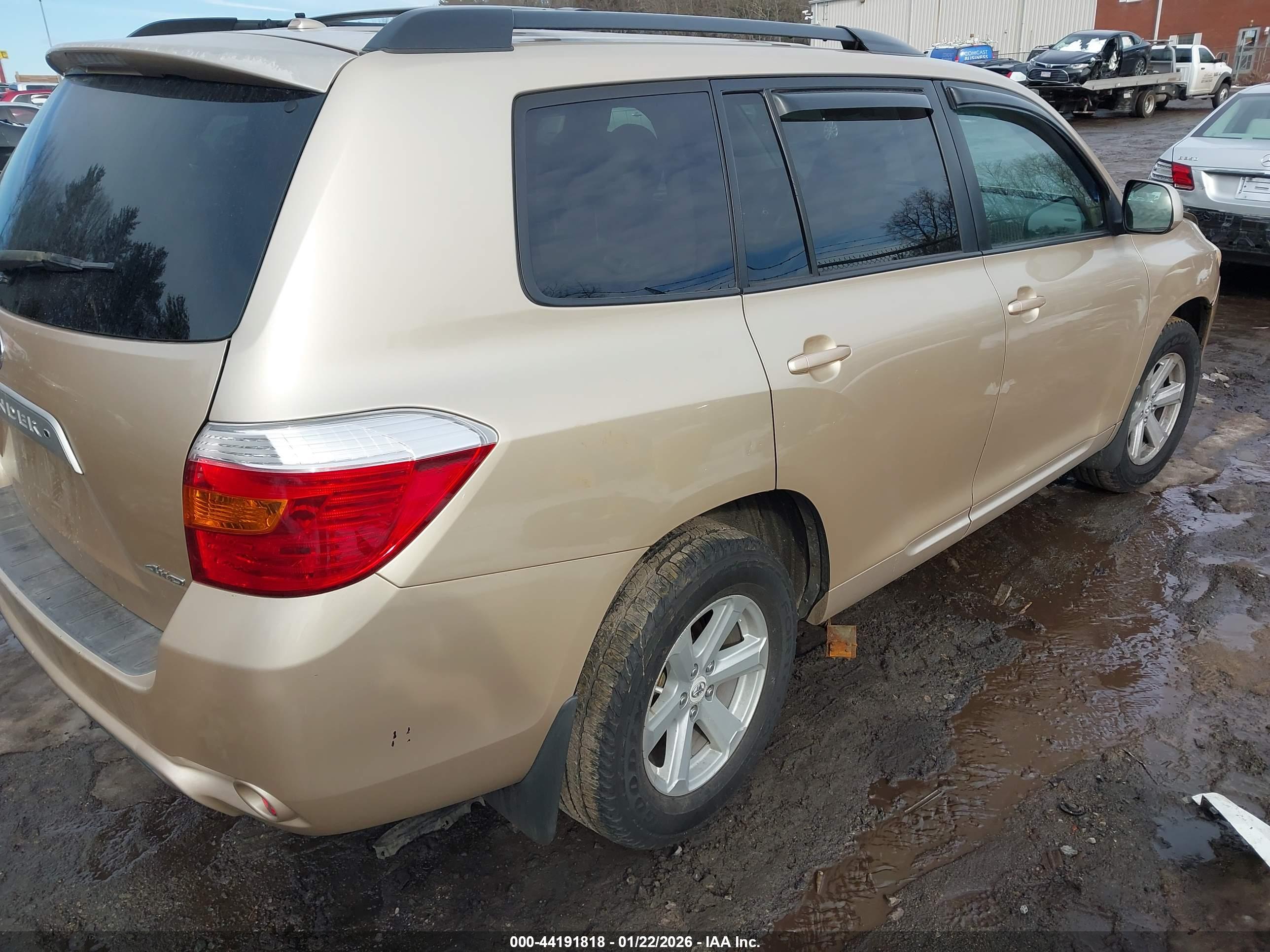 TOYOTA HIGHLANDER image 4
