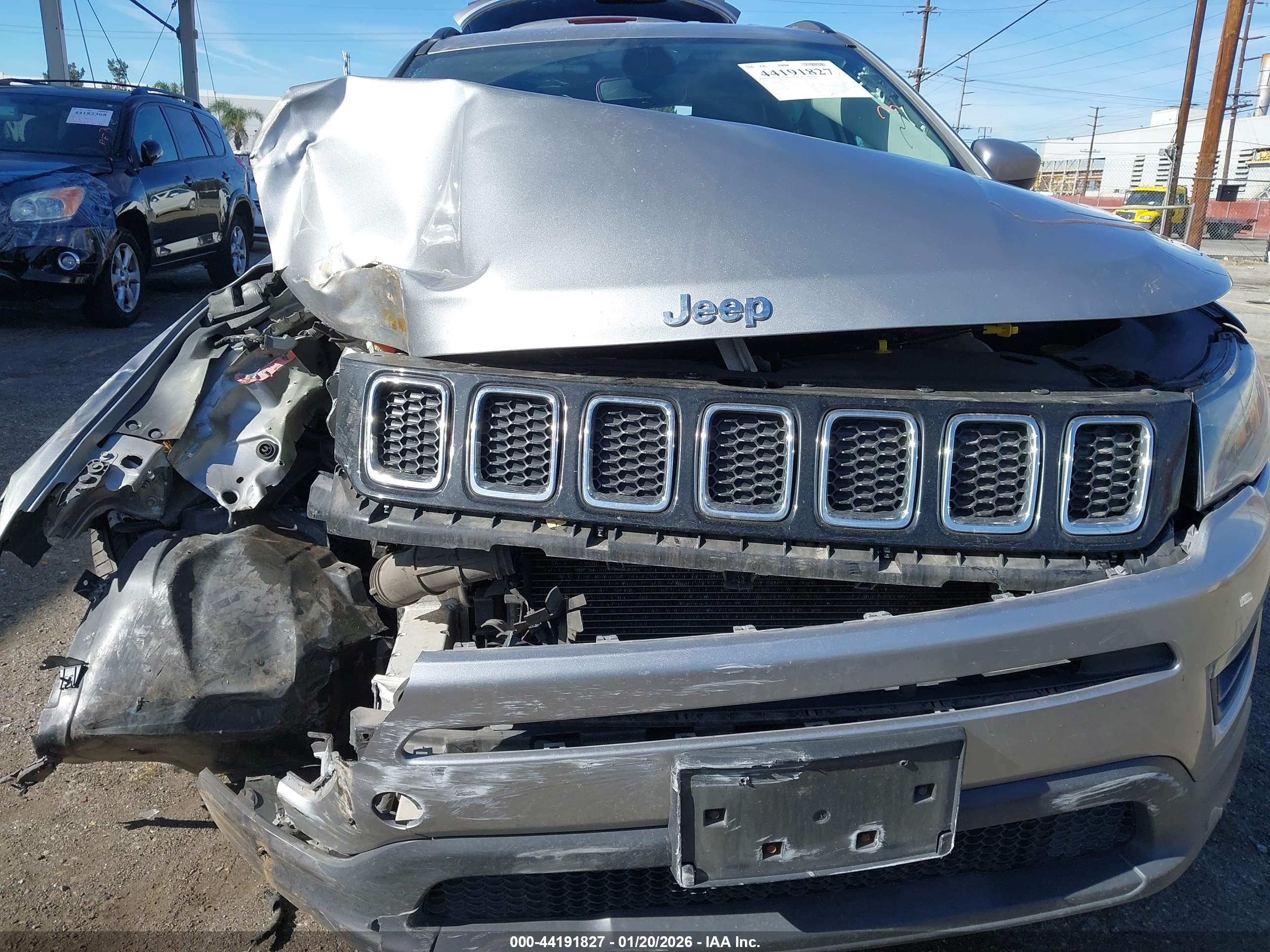 JEEP COMPASS image 6
