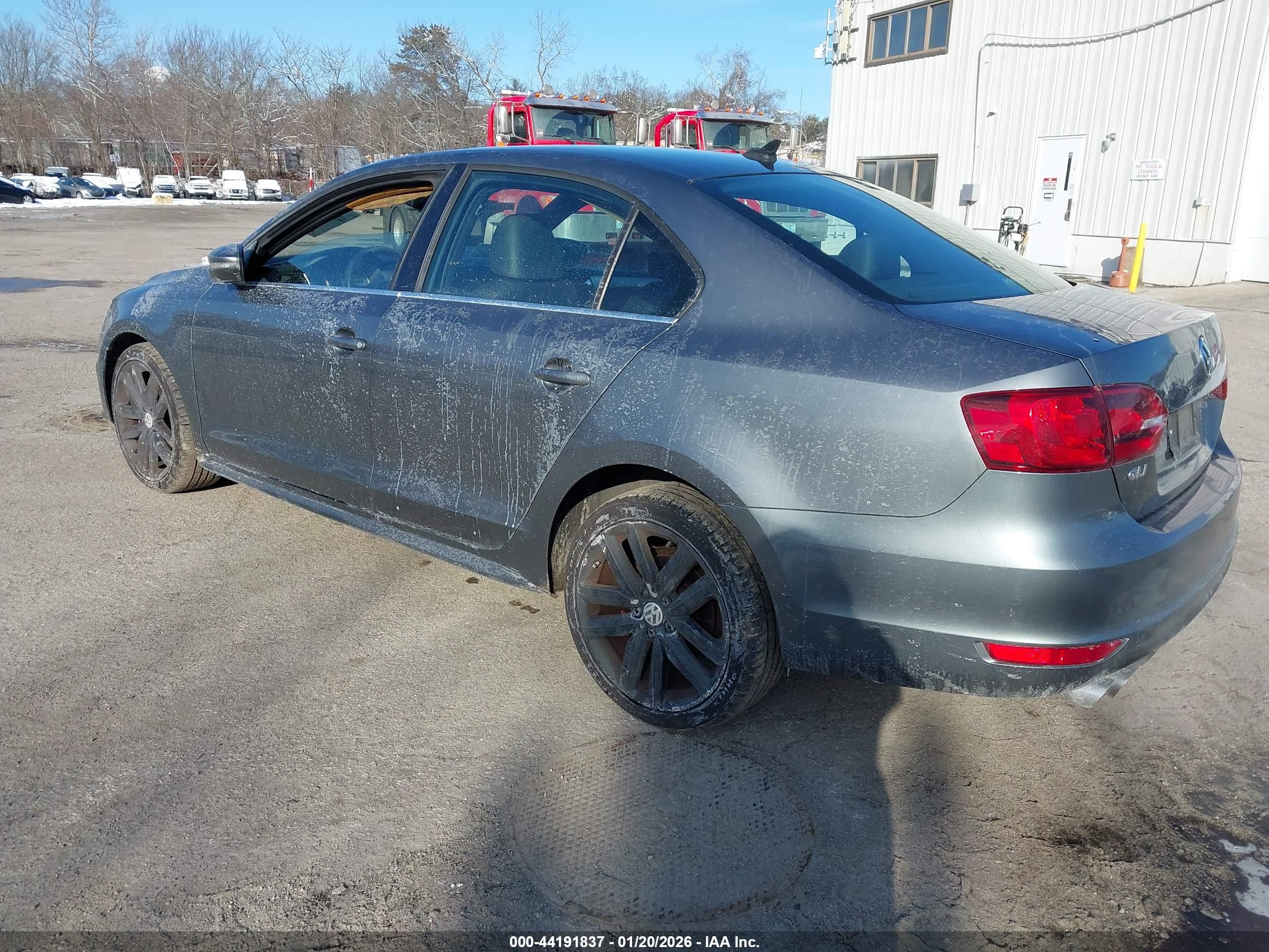 VOLKSWAGEN JETTA image 3
