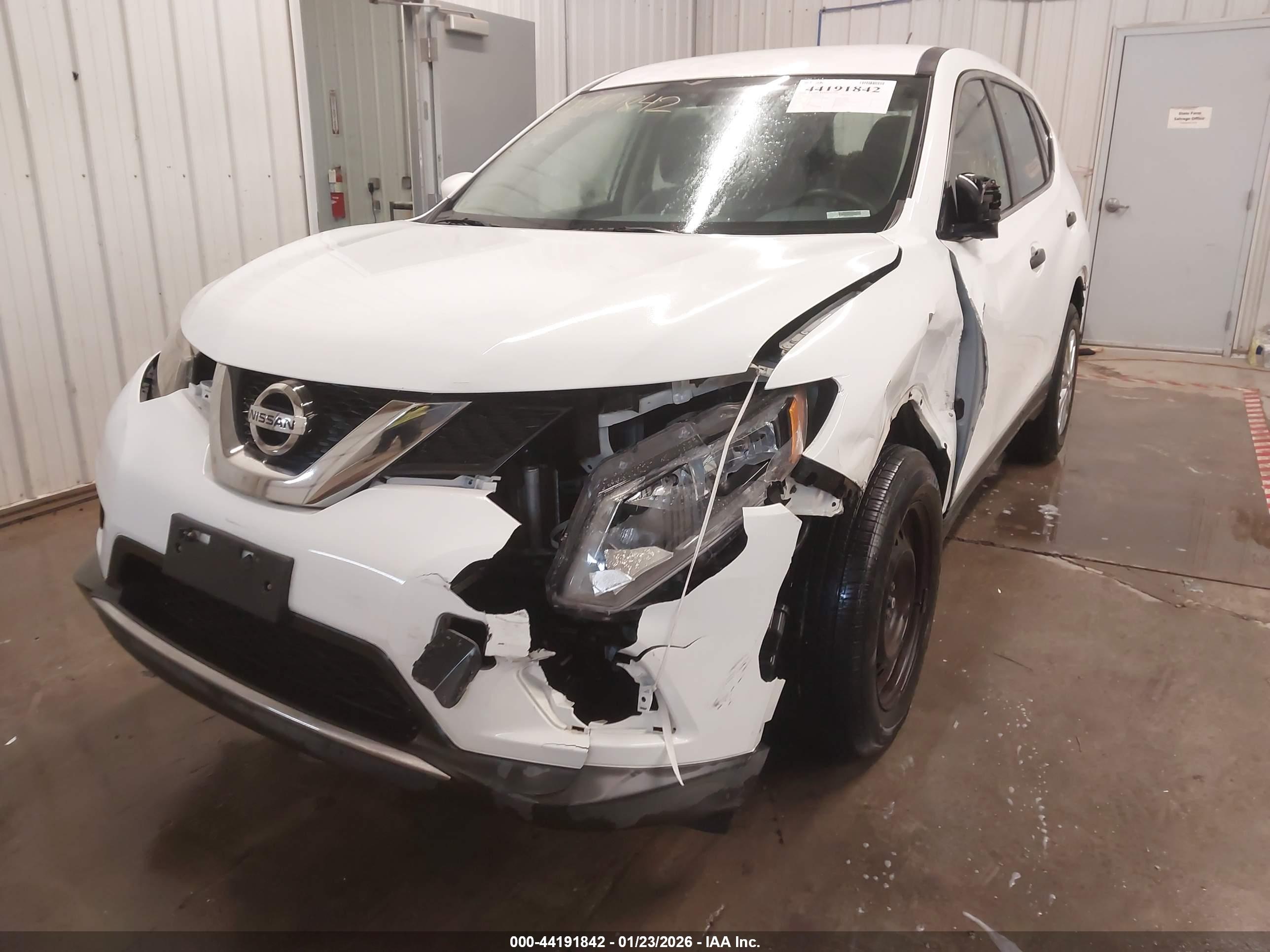 NISSAN ROGUE image 2