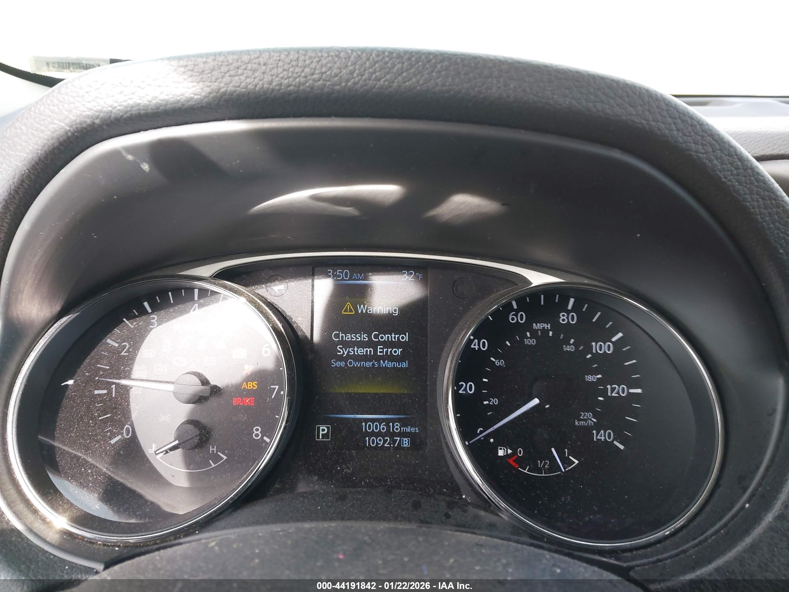 NISSAN ROGUE image 7