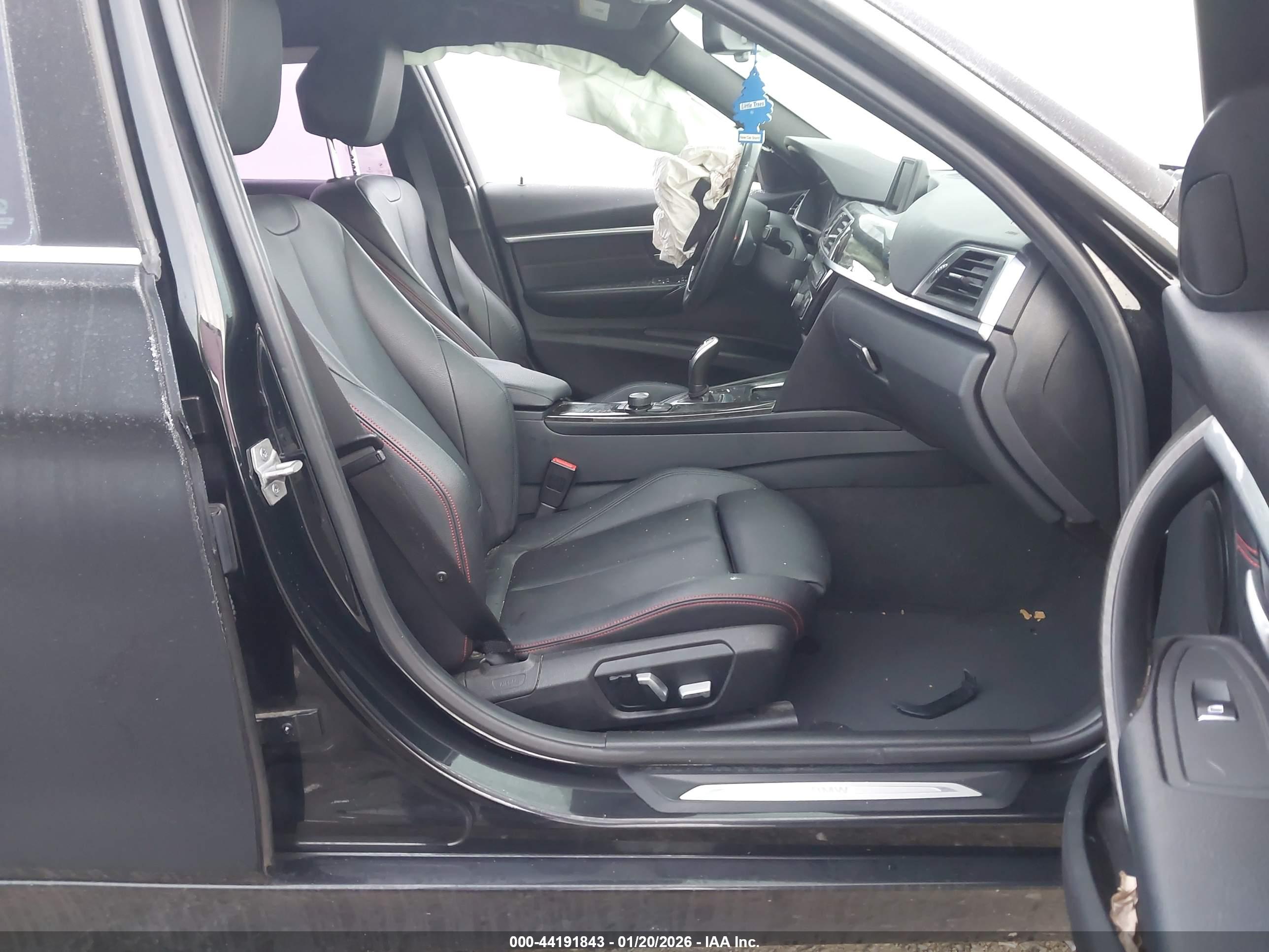 BMW 330I image 5
