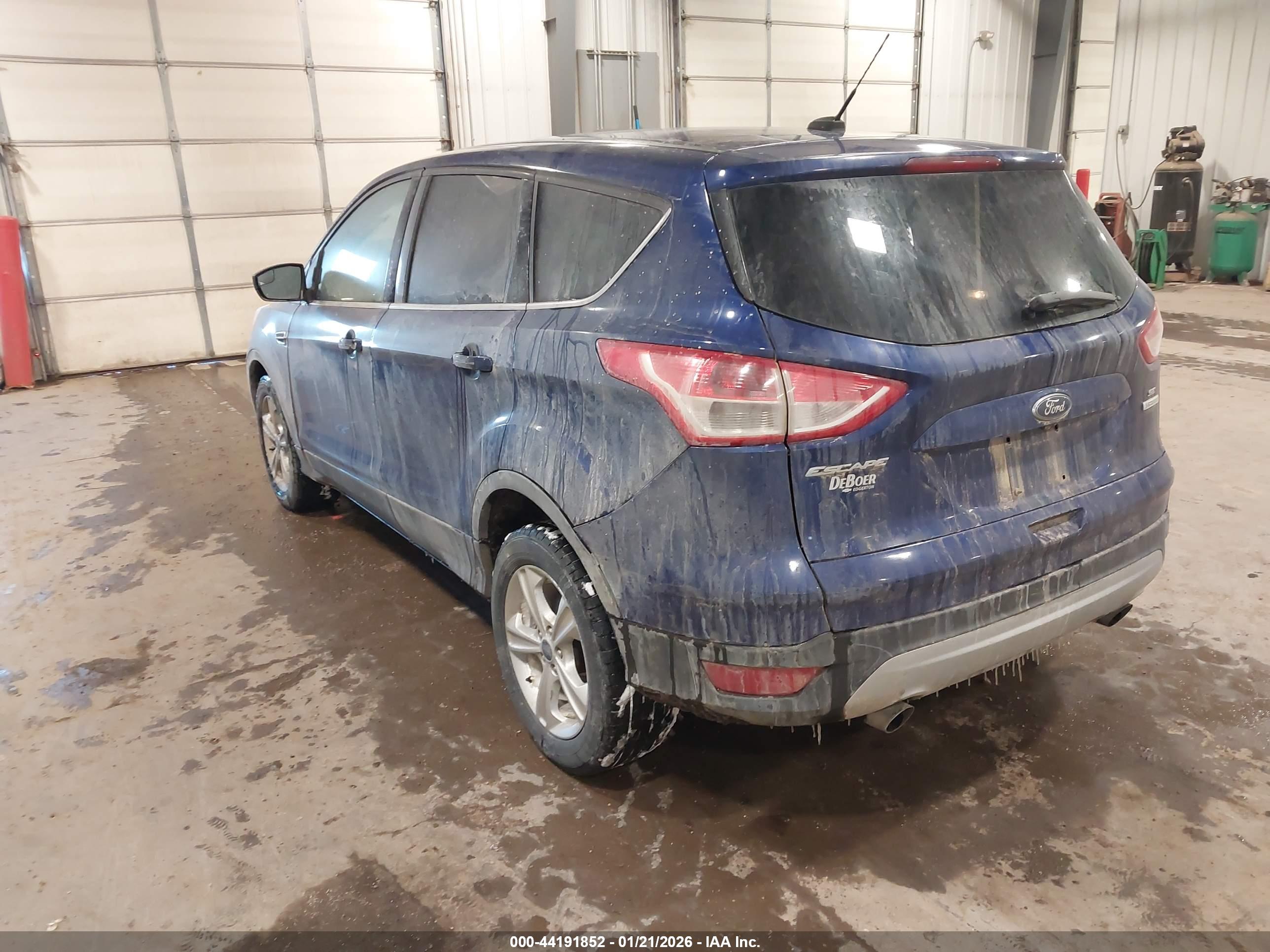 FORD ESCAPE image 3