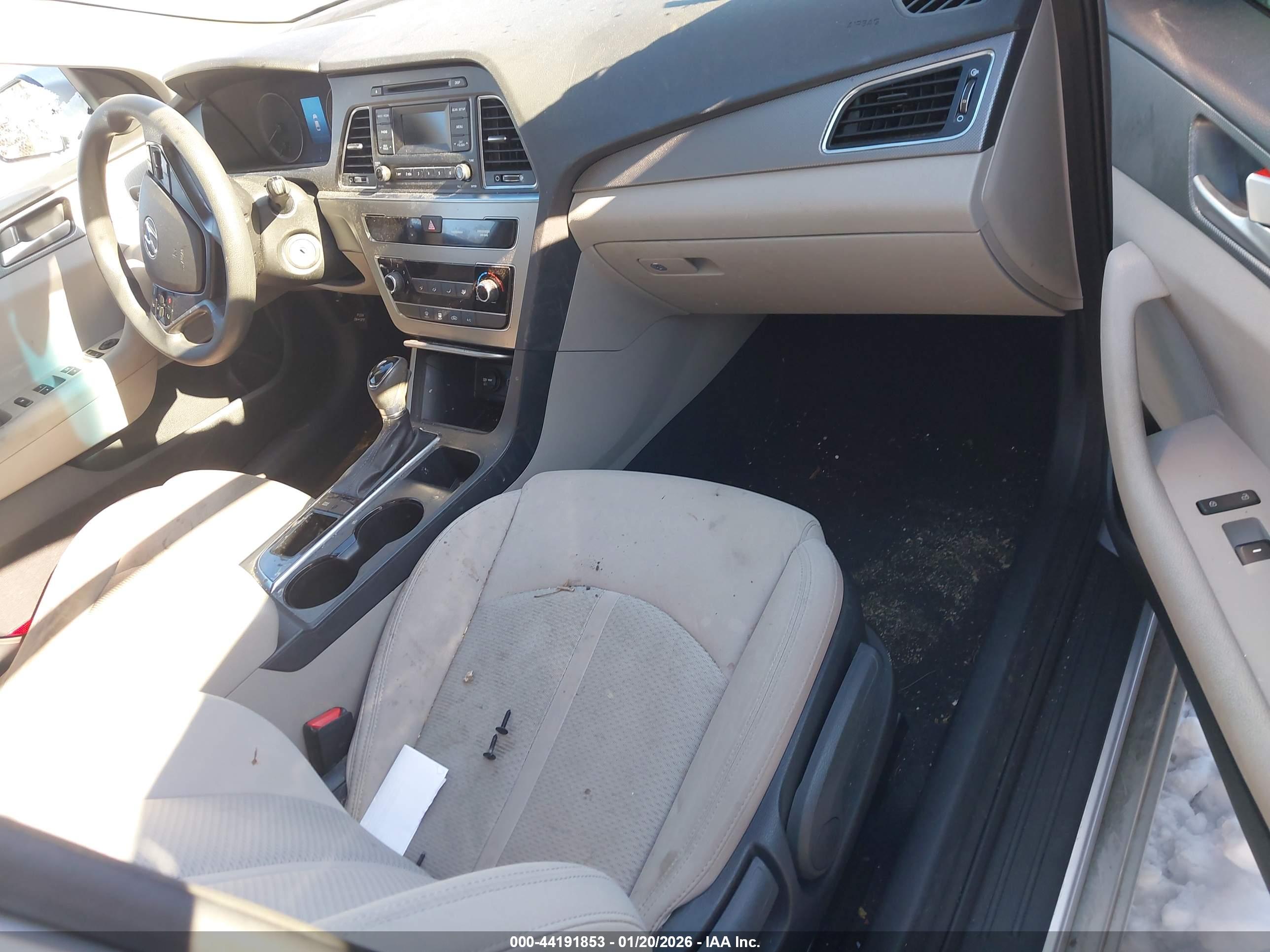 HYUNDAI SONATA image 5