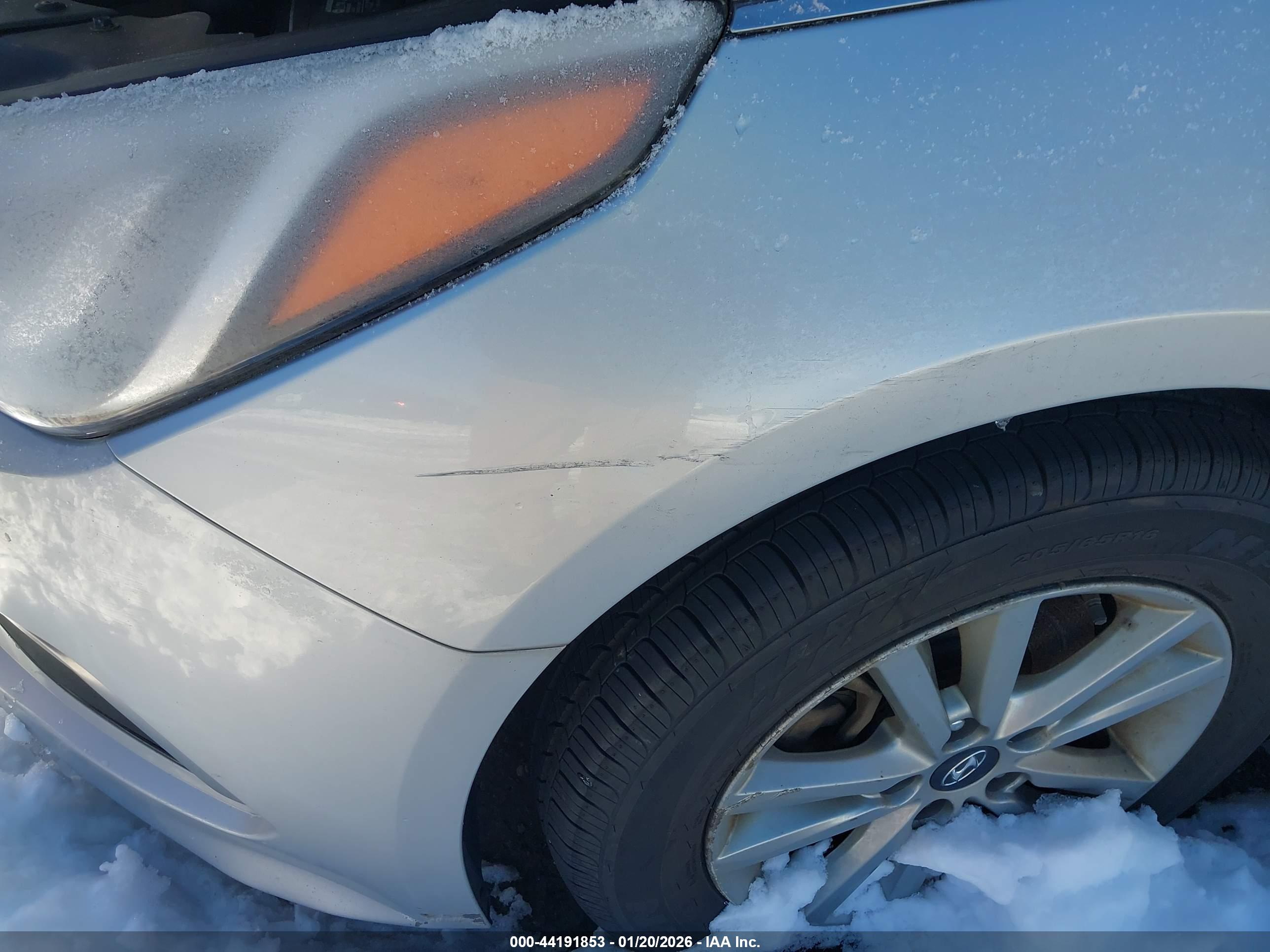 HYUNDAI SONATA image 6