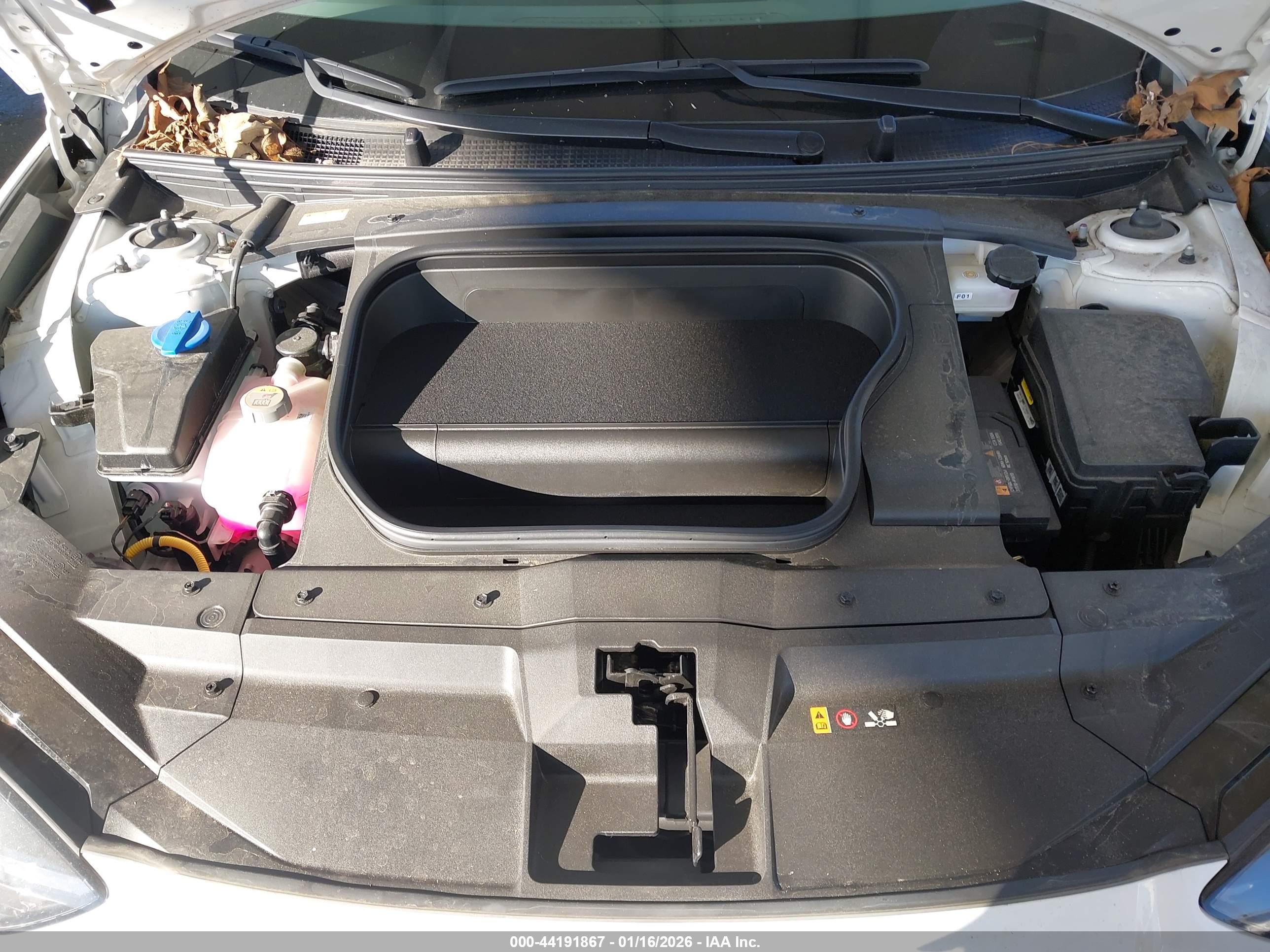 HYUNDAI IONIQ image 10