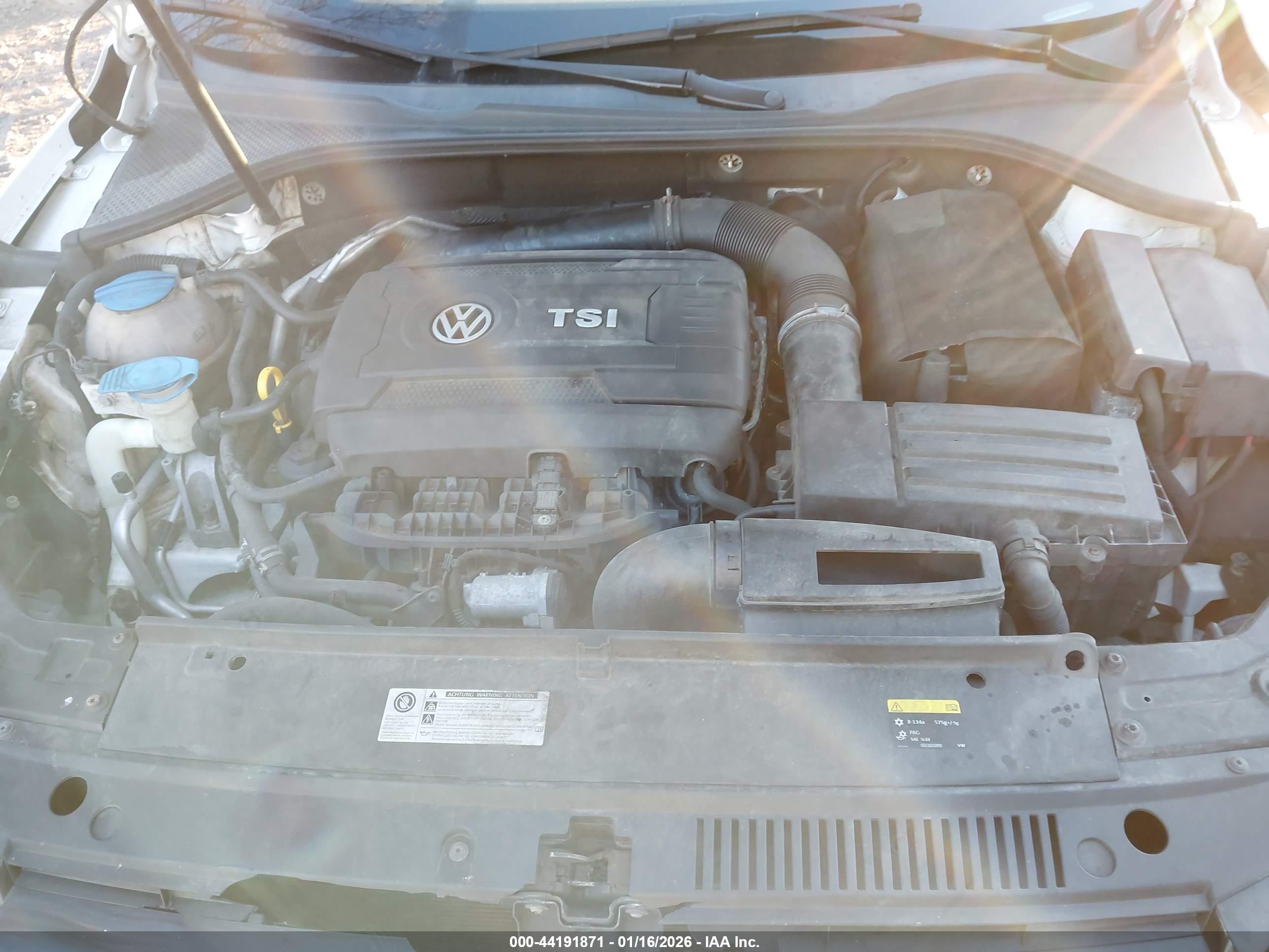 VOLKSWAGEN PASSAT image 10