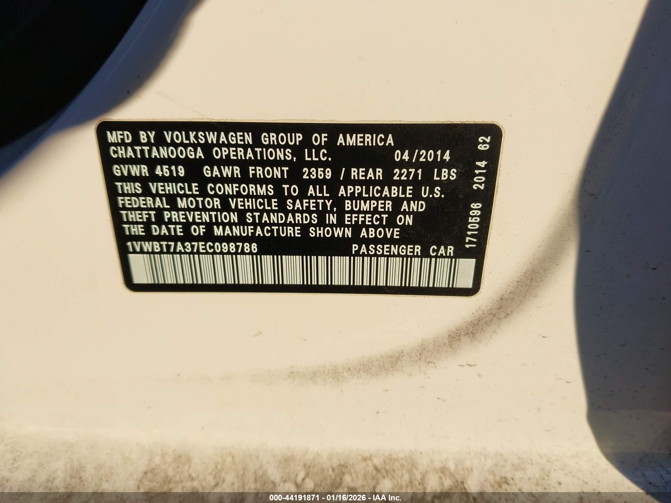 VOLKSWAGEN PASSAT image 9