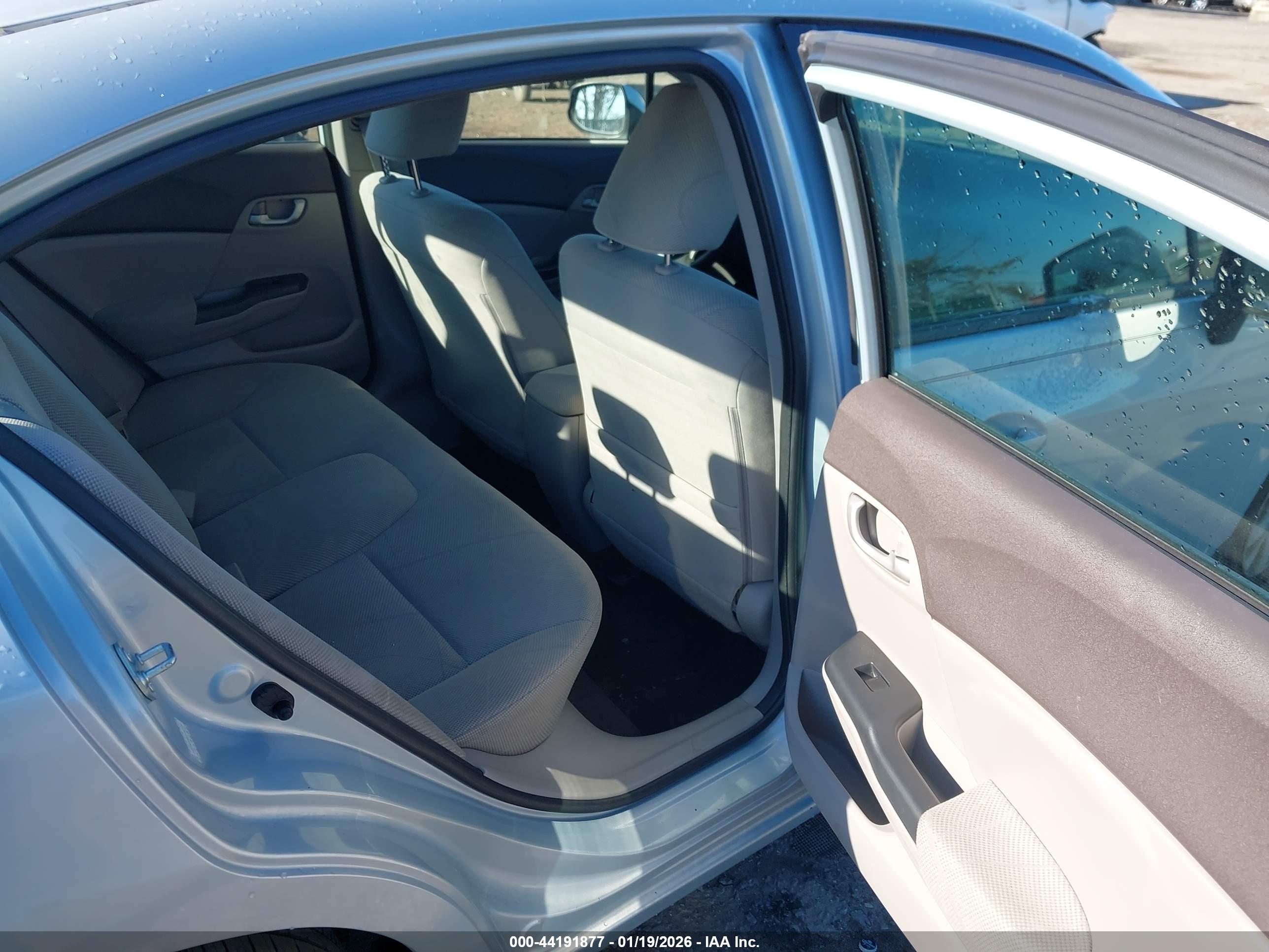HONDA CIVIC image 8