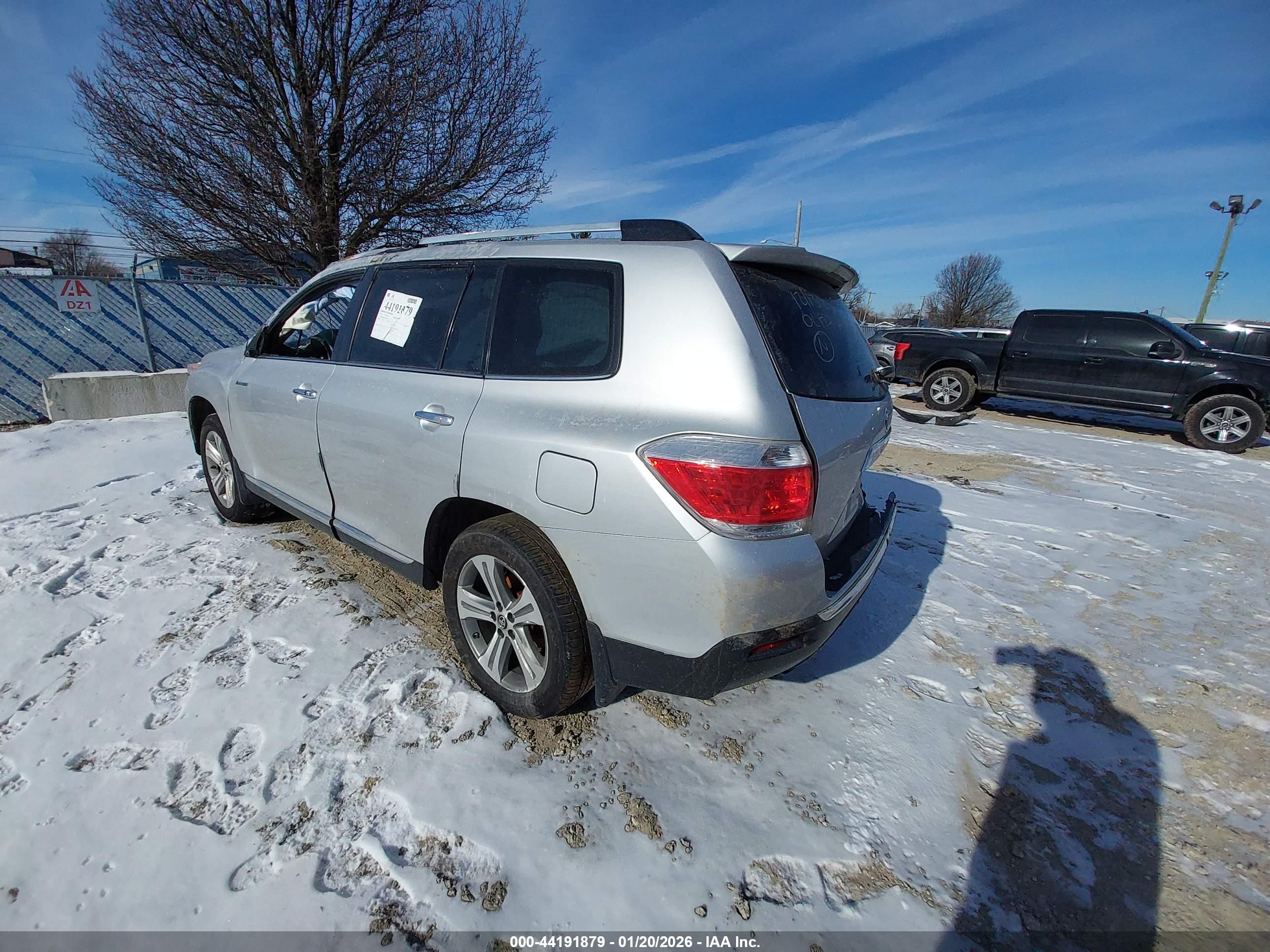 TOYOTA HIGHLANDER image 3